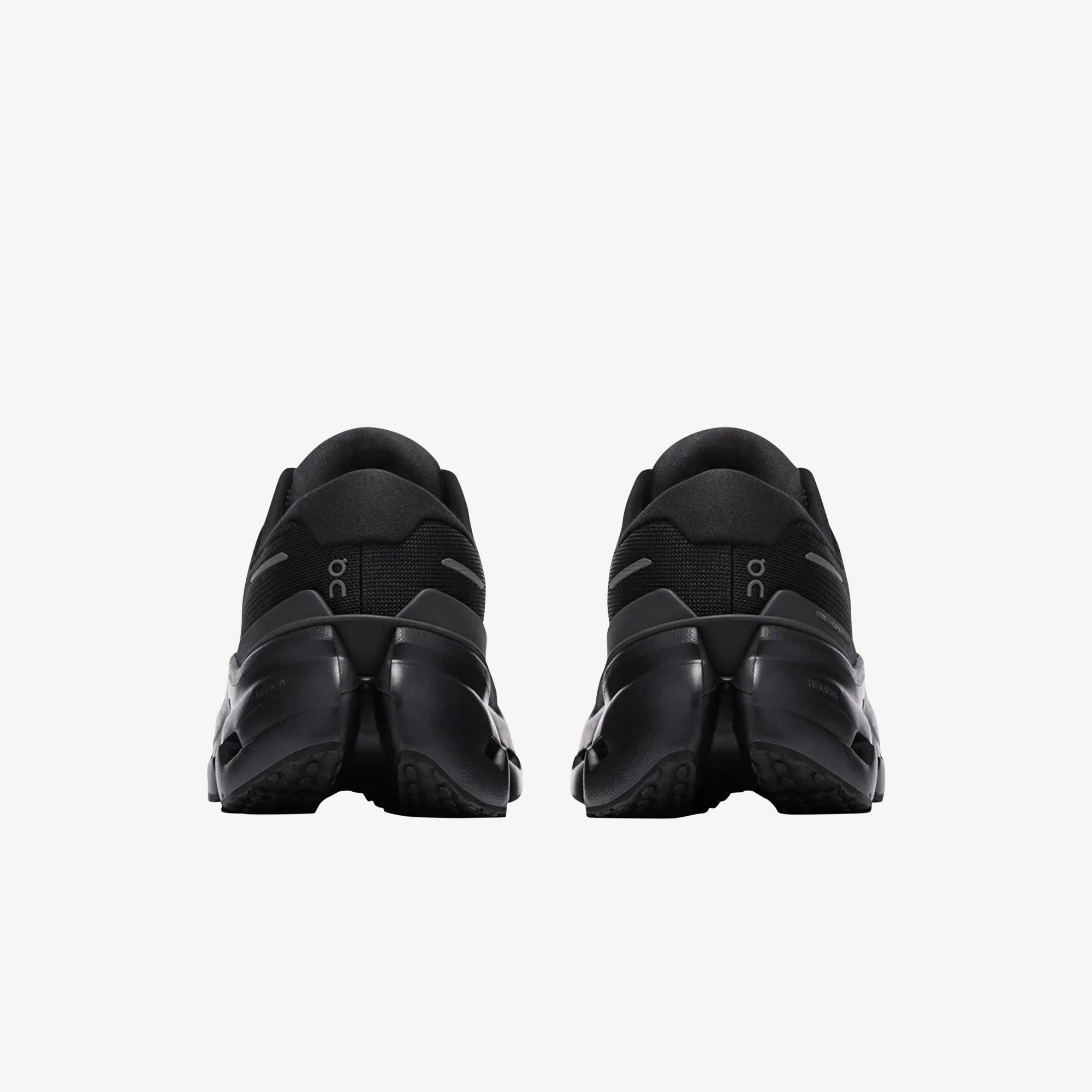 ON Cloudrunner 3 Black / Black Mens
