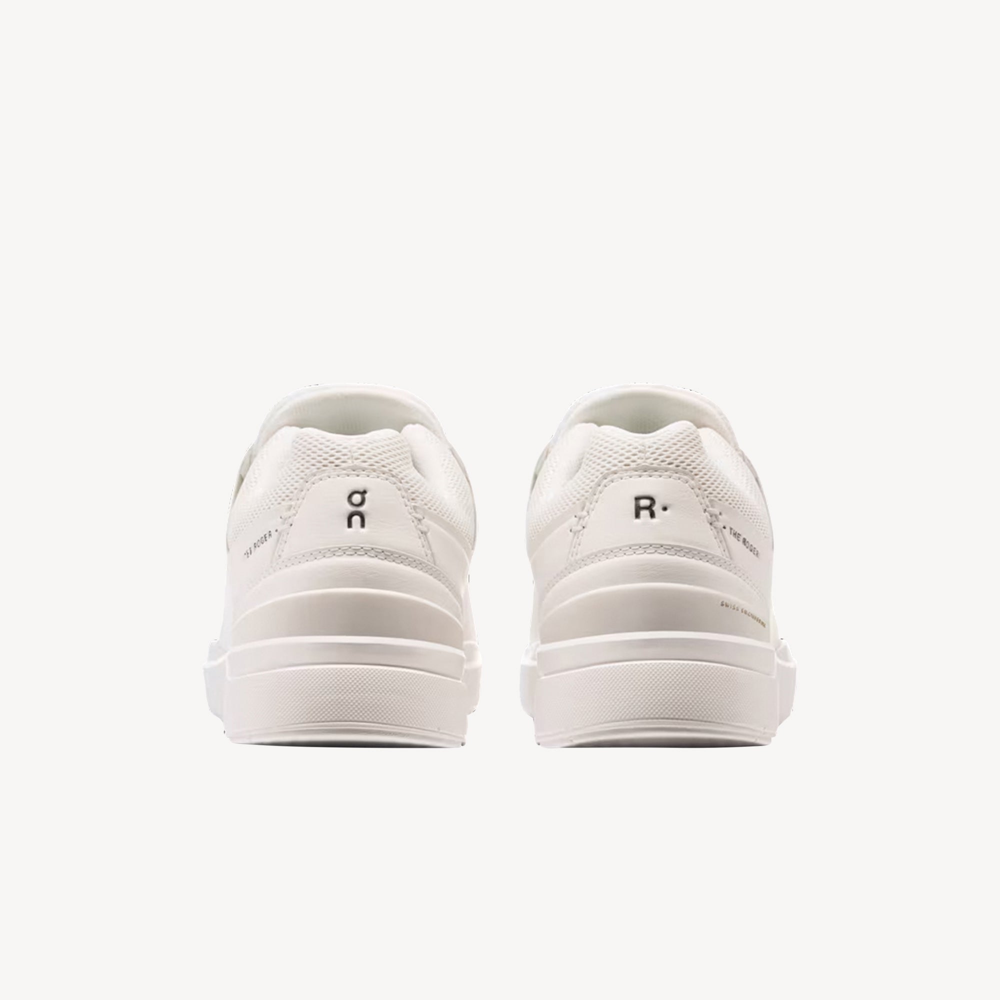 ON THE ROGER Advantage White Womens