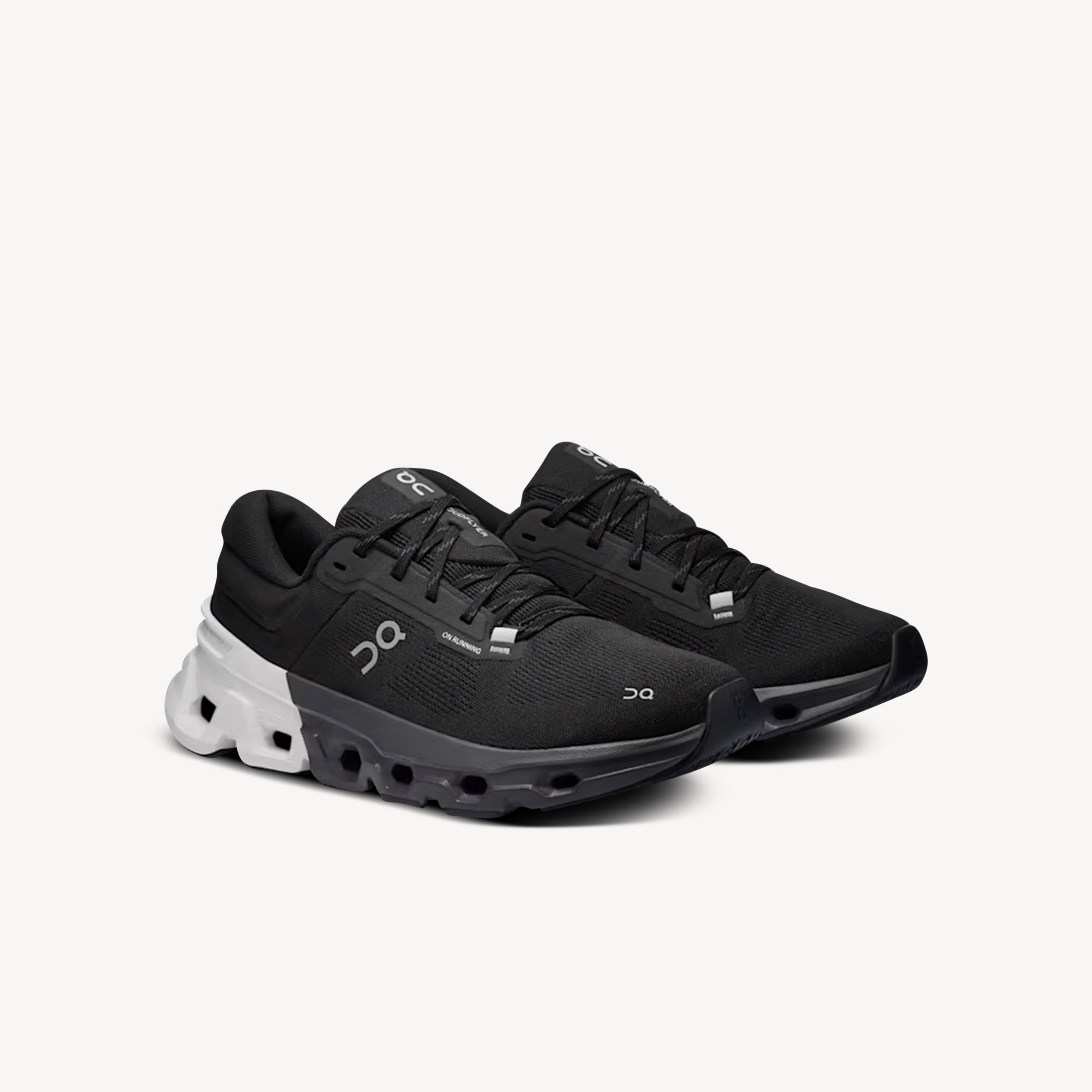 ON Cloudflyer 5 Black / White Womens