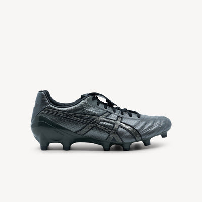 ASICS LETHAL TESTIMONIAL 4 IT features classic construction and agile performance at Profeet Footwear. Purpose-built football boot. Expert-fitted.