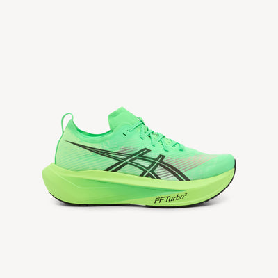 ASICS MEGABLAST features maximum cushioning and explosive energy return at Profeet Footwear. Purpose-built running shoe for all runners. Expert-fitted.