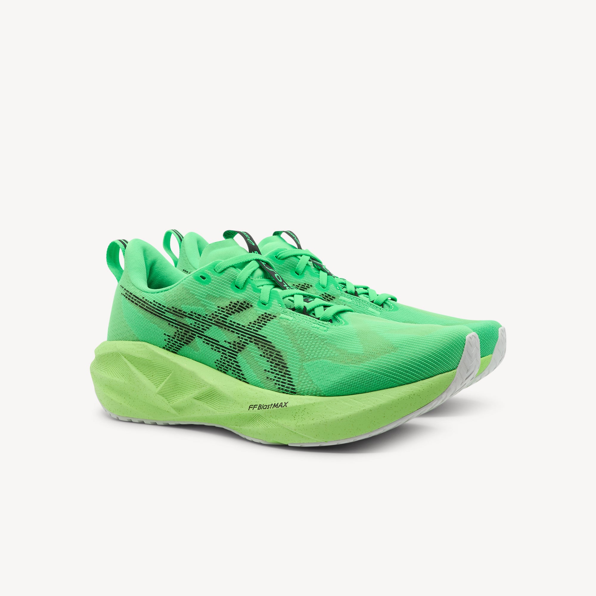 Side view of ASICS NOVABLAST 5 features energetic cushioning and responsive bounce at Profeet Footwear. Purpose-built running shoe for men. Expert-fitted.