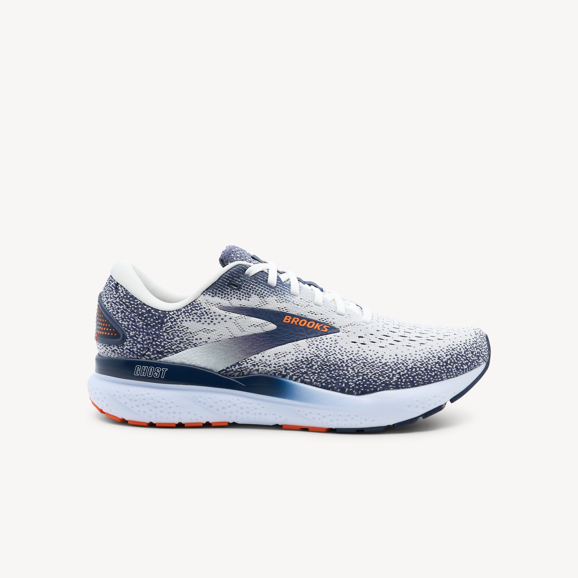 Brooks Ghost 16 features smooth dependable cushioning at Profeet Footwear. Segmented crash pad technology for seamless transitions mile after mile.