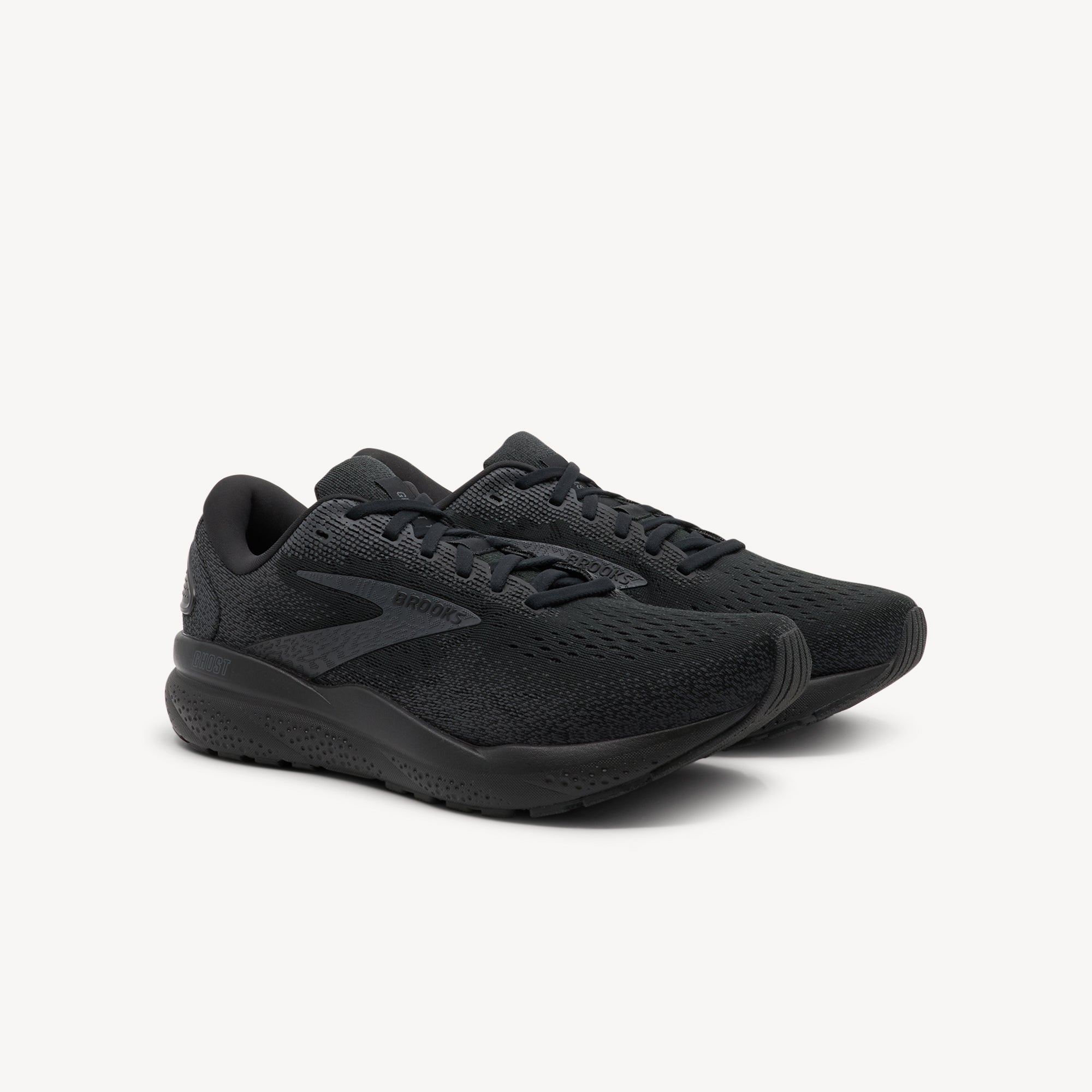 Side view of Brooks Ghost 16 features soft lightweight cushioning at Profeet Footwear. Smooth transitions with breathable fit for distraction-free running. Shop now.