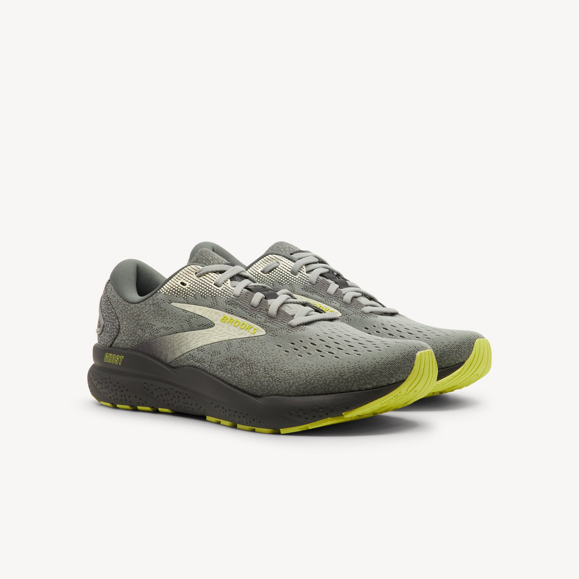 Side view of Brooks Ghost 16 features soft lightweight cushioning at Profeet Footwear. Smooth transitions with breathable fit for distraction-free running. Shop now.