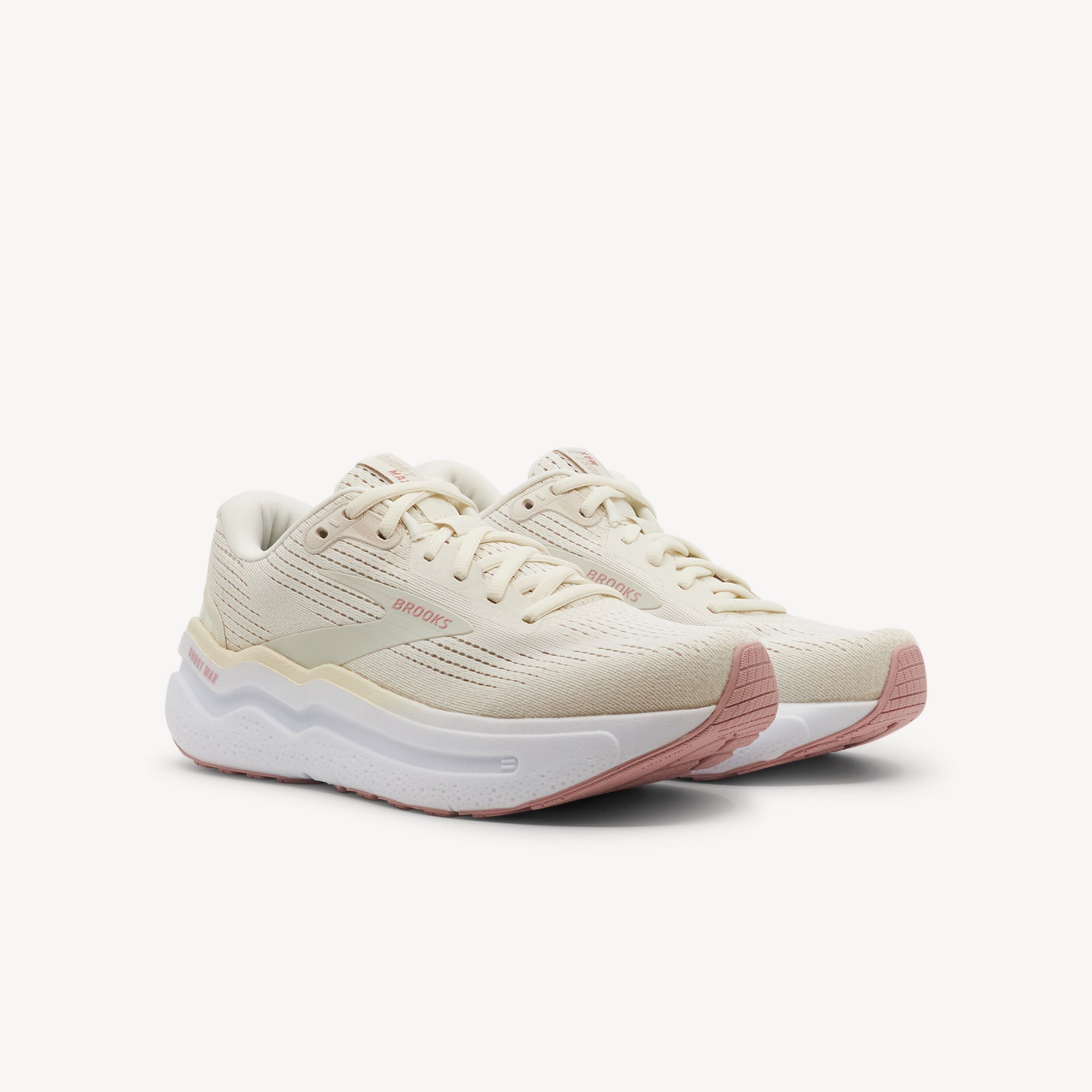 Side view of Brooks Ghost Max 2 features maximum cushioning at Profeet Footwear. GlideRoll Rocker technology for smooth protective transitions mile after mile.