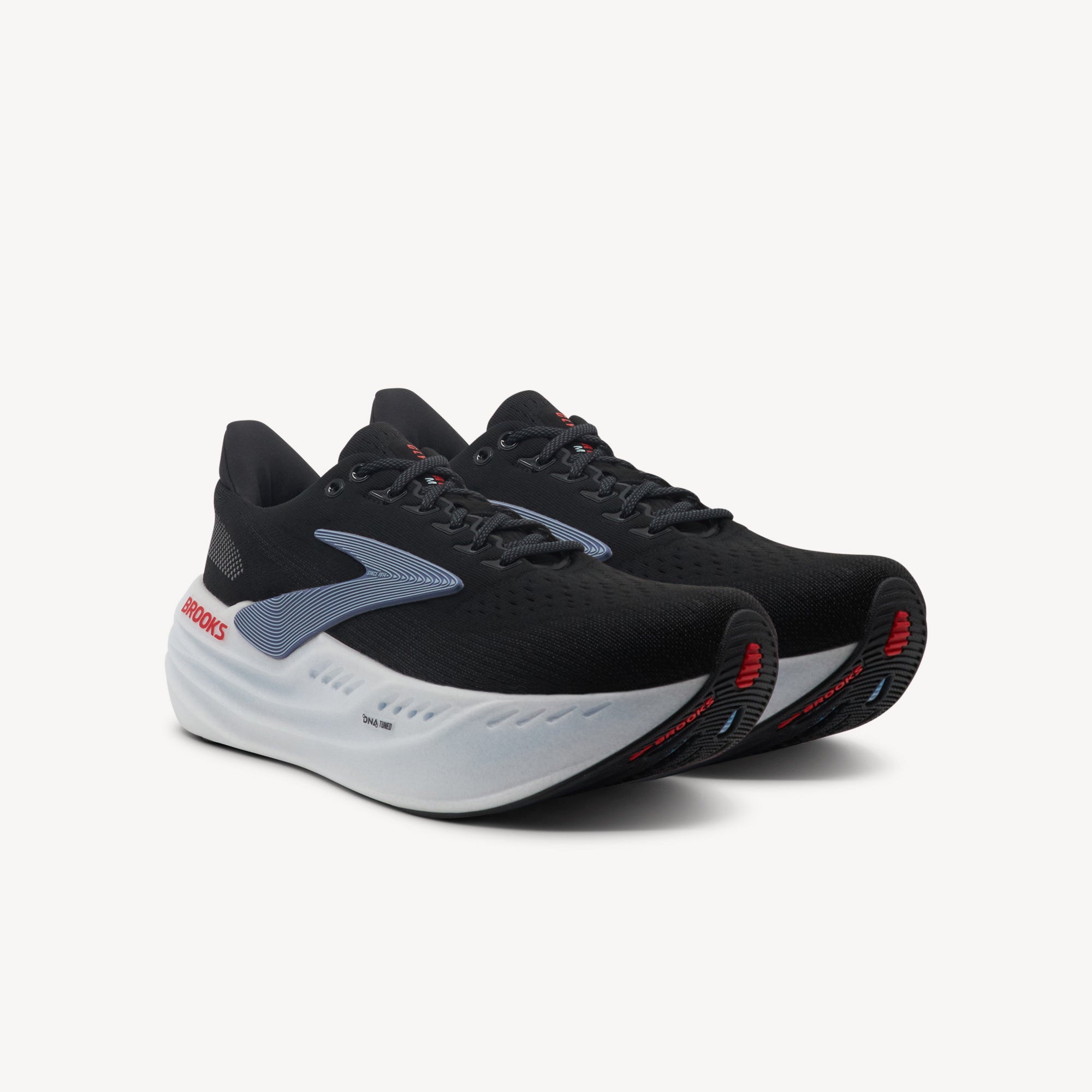 Side view of Brooks Glycerin Max features ultimate cushioning at Profeet Footwear. Dual-cell technology with GlideRoll Rocker for effortless protective comfort.