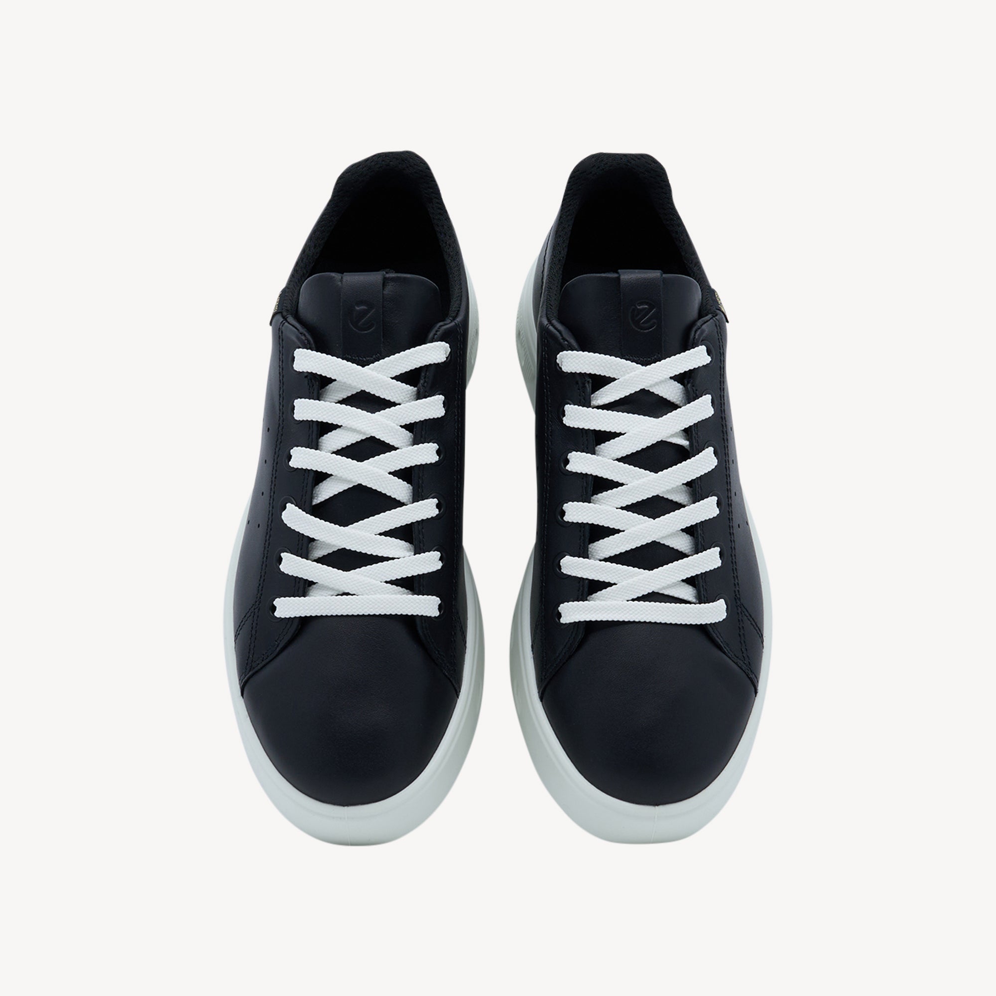 Ecco Street 720 Black Lea GTX Womens