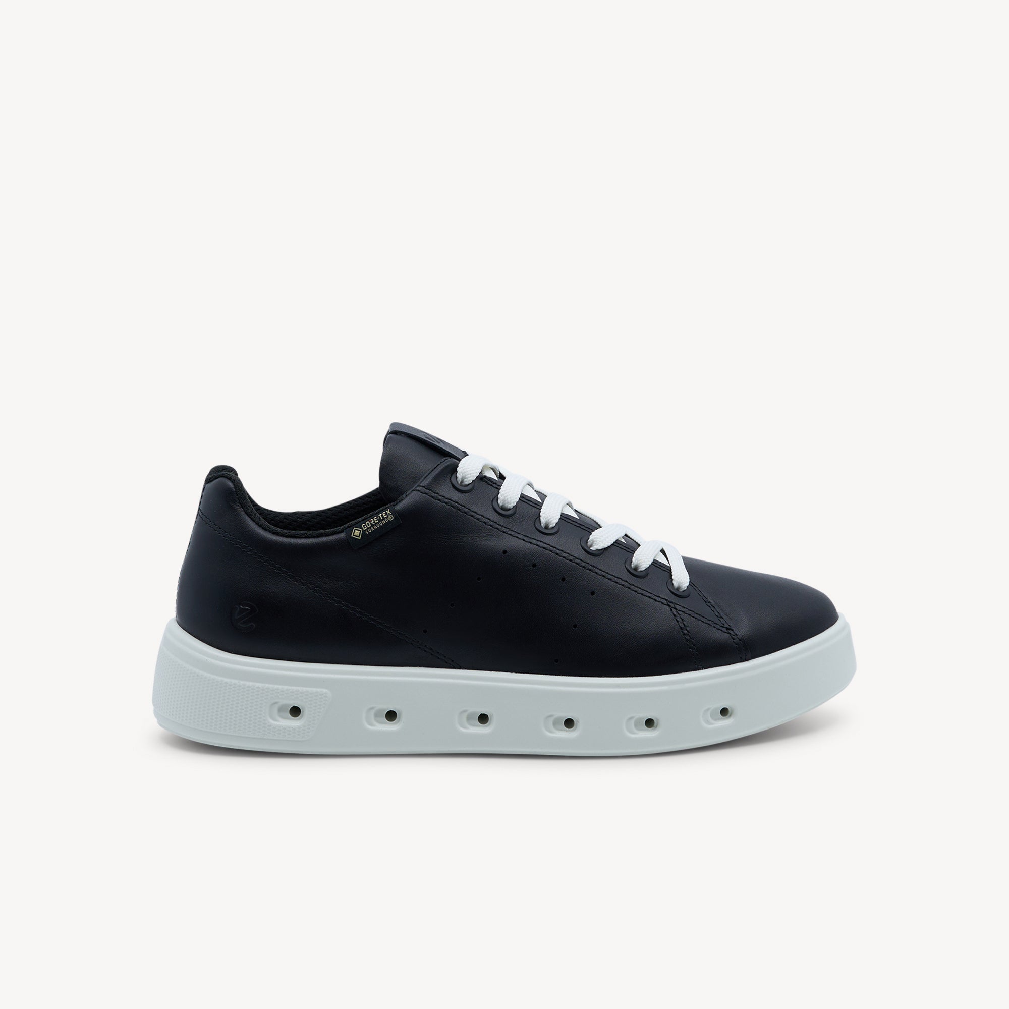 Ecco Street 720 Black Lea GTX Womens