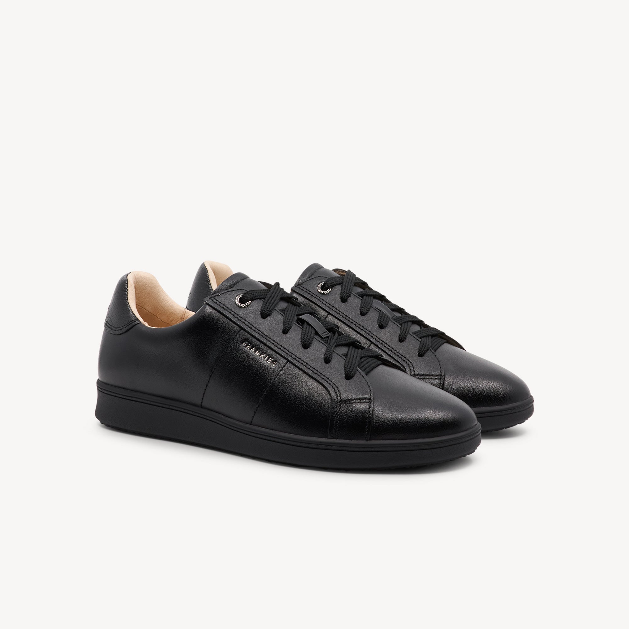 Frankie4 Jackie V Black / Black