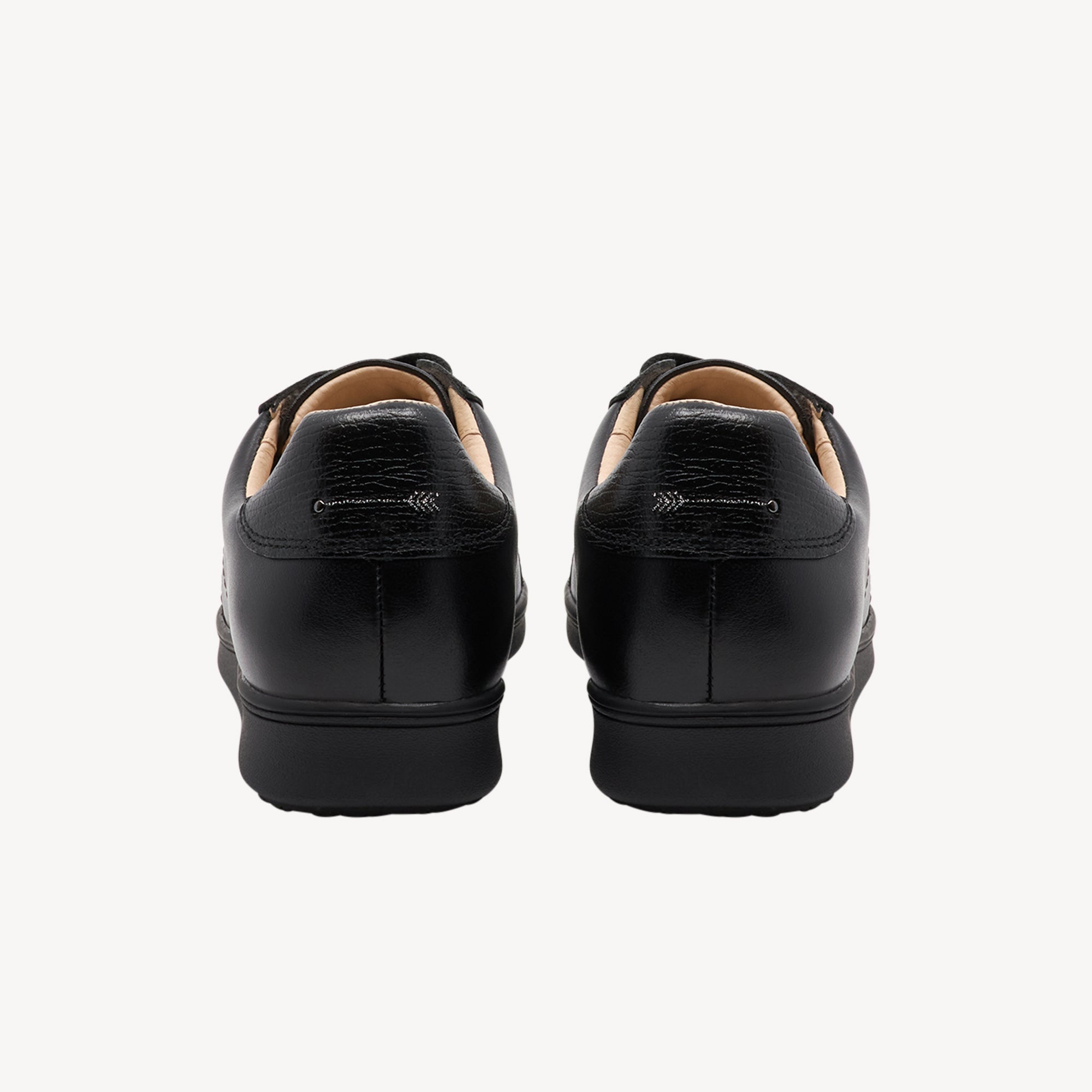 Frankie4 Jackie V Black / Black