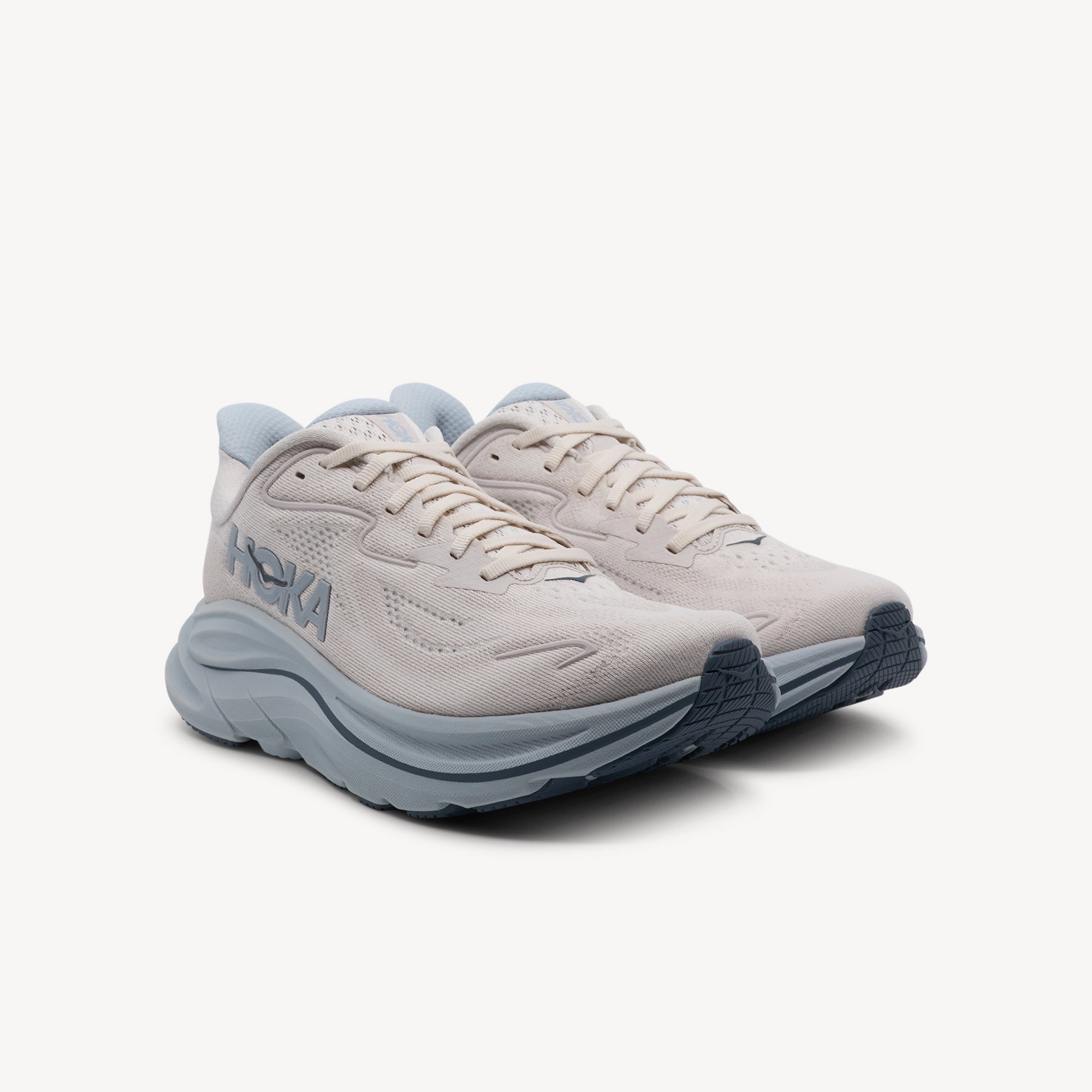 Side view of HOKA CLIFTON 10 features balanced cushioning and lightweight comfort at Profeet Footwear. Purpose-built running shoe for women. Expert-fitted.