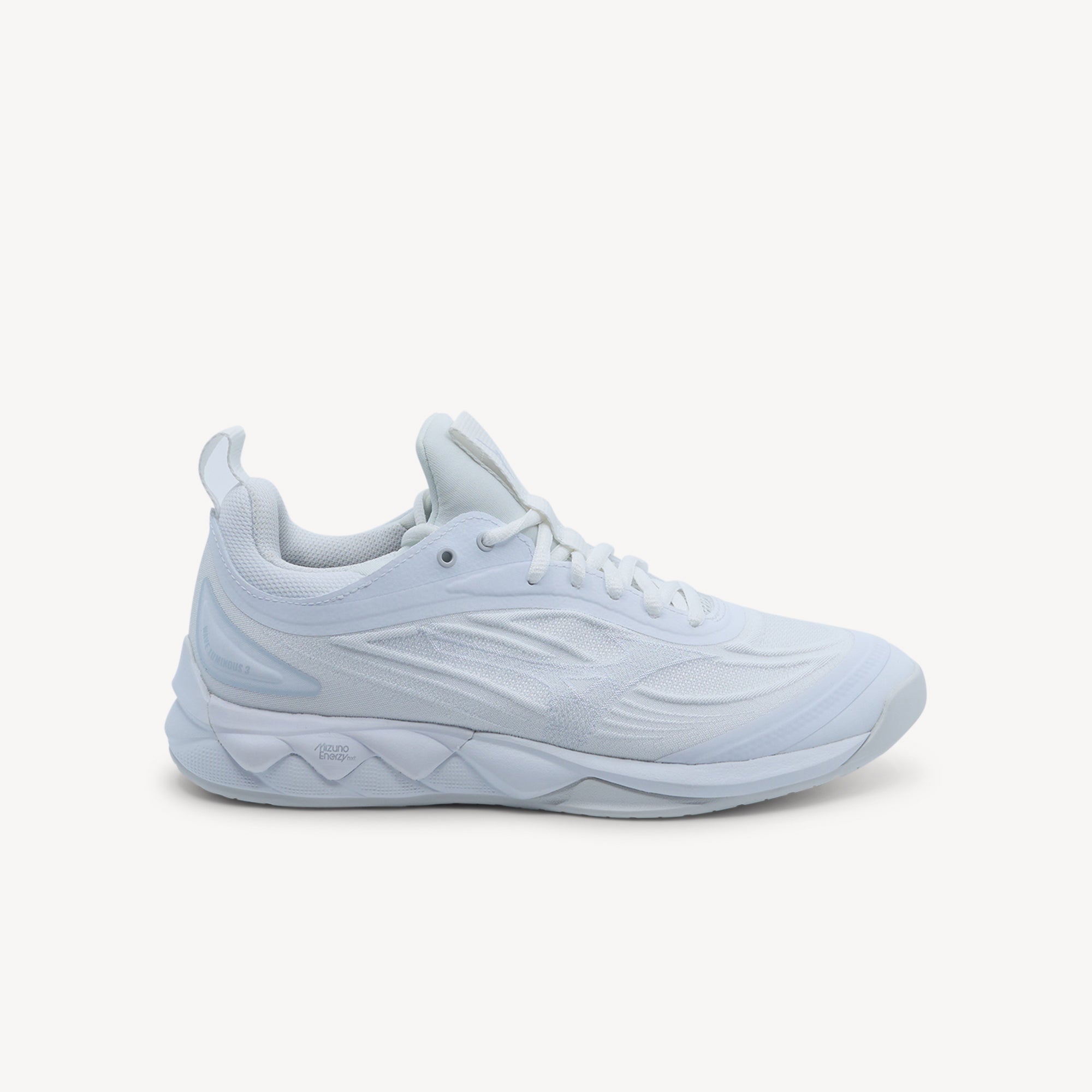 Mizuno Wave Luminous 3 NB features Foam Wave technology at Profeet Footwear. Women's netball shoe for soft cushioning and dynamic court movements.