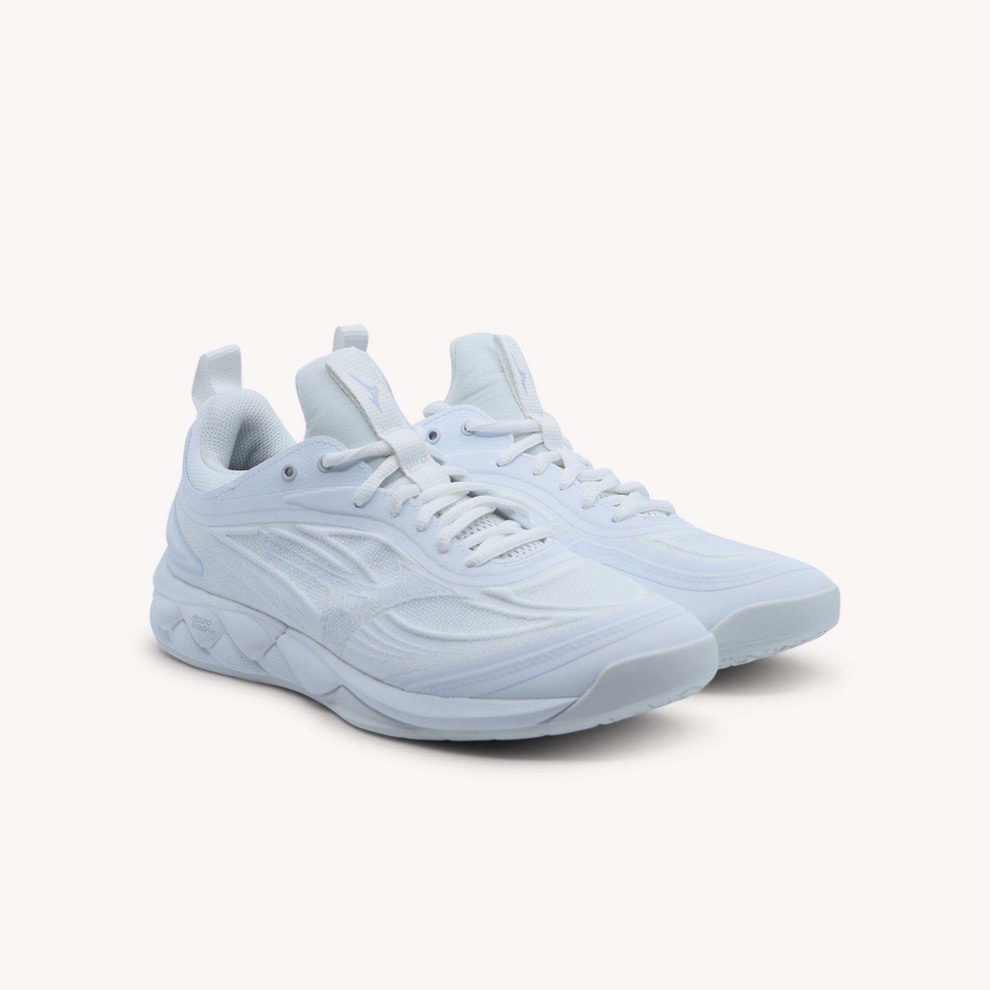 Side view of Mizuno Wave Luminous 3 NB features Foam Wave technology at Profeet Footwear. Women's netball shoe for soft cushioning and dynamic court movements.