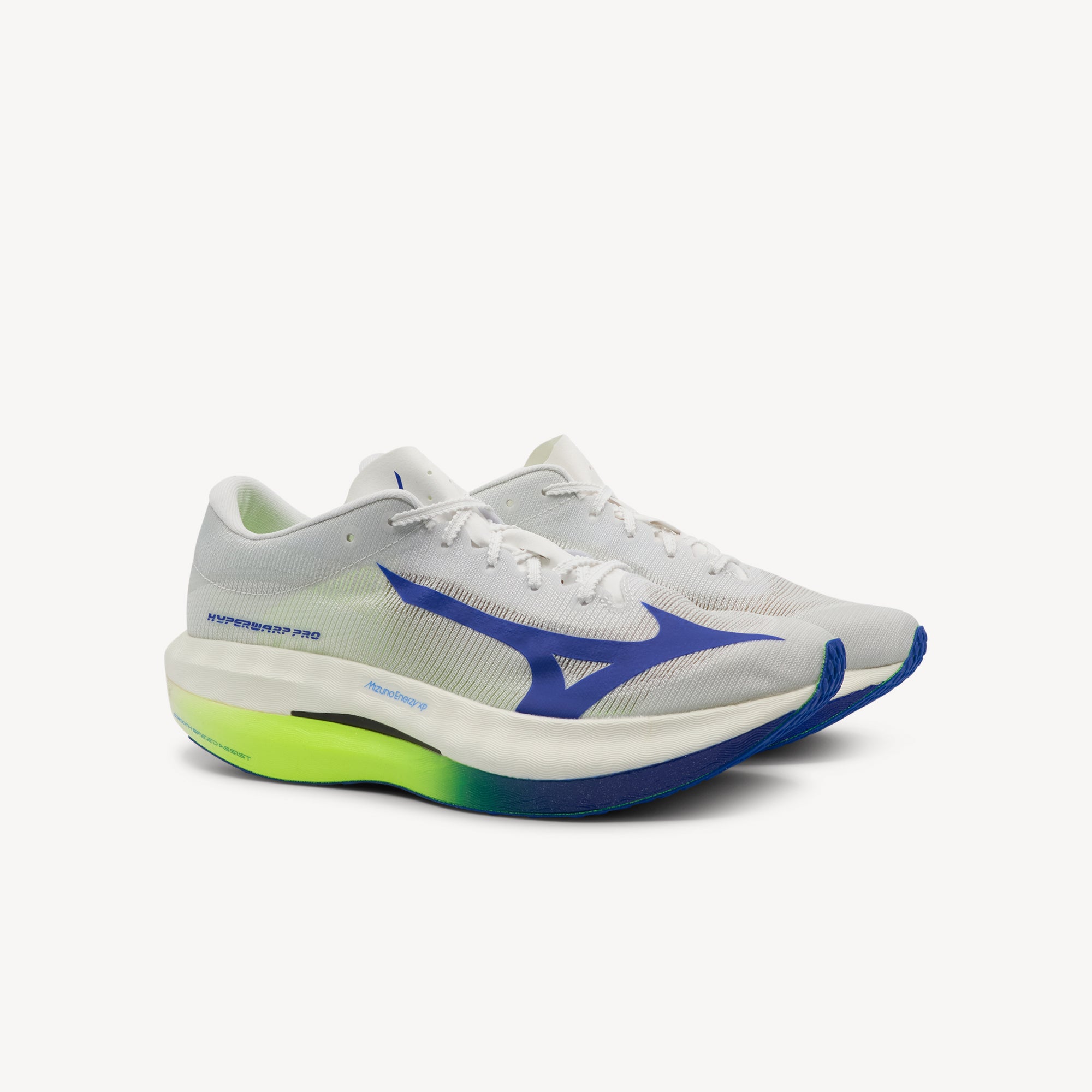 Side view of MIZUNO HYPERWARP PRO features explosive speed and responsive cushioning at Profeet Footwear. Purpose-built racing shoe for all runners. Expert-fitted.