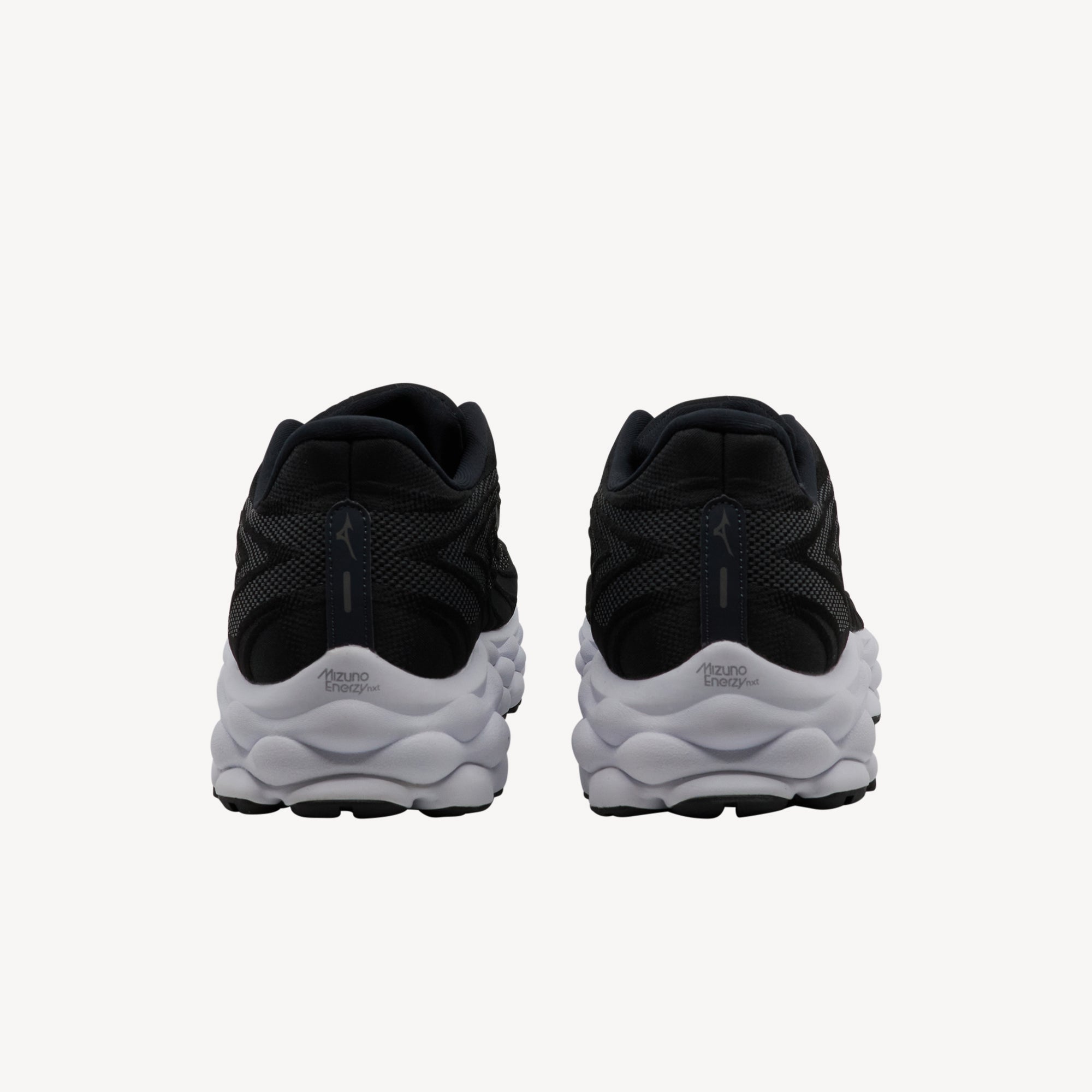 Mizuno Wave Sky 8 Black / Metallic Grey / White Mens