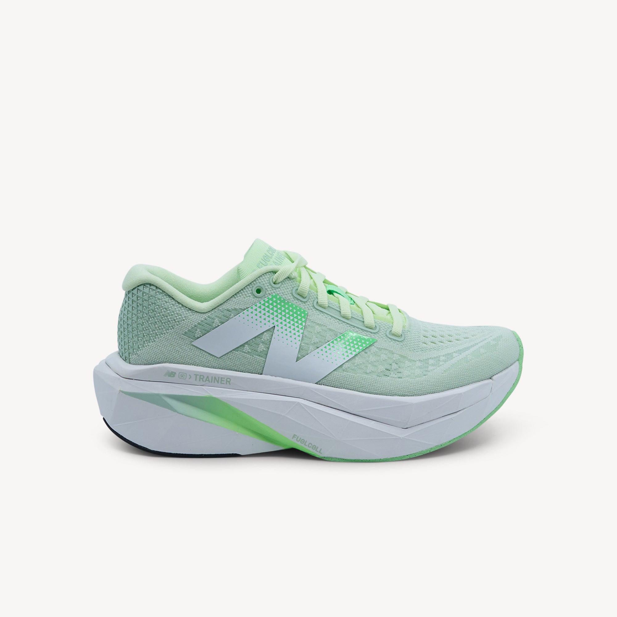 New Balance FuelCell SuperComp Trainer v3 Melon Water Womens features ultra-responsive FuelCell PEBA midsole, carbon fibre plate & Energy Arc system for smoother transitions.