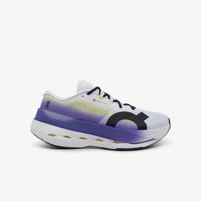 ON CLOUDBOOM MAX features explosive energy return and elite performance at Profeet Footwear. Purpose-built racing shoe for men. Expert-fitted.