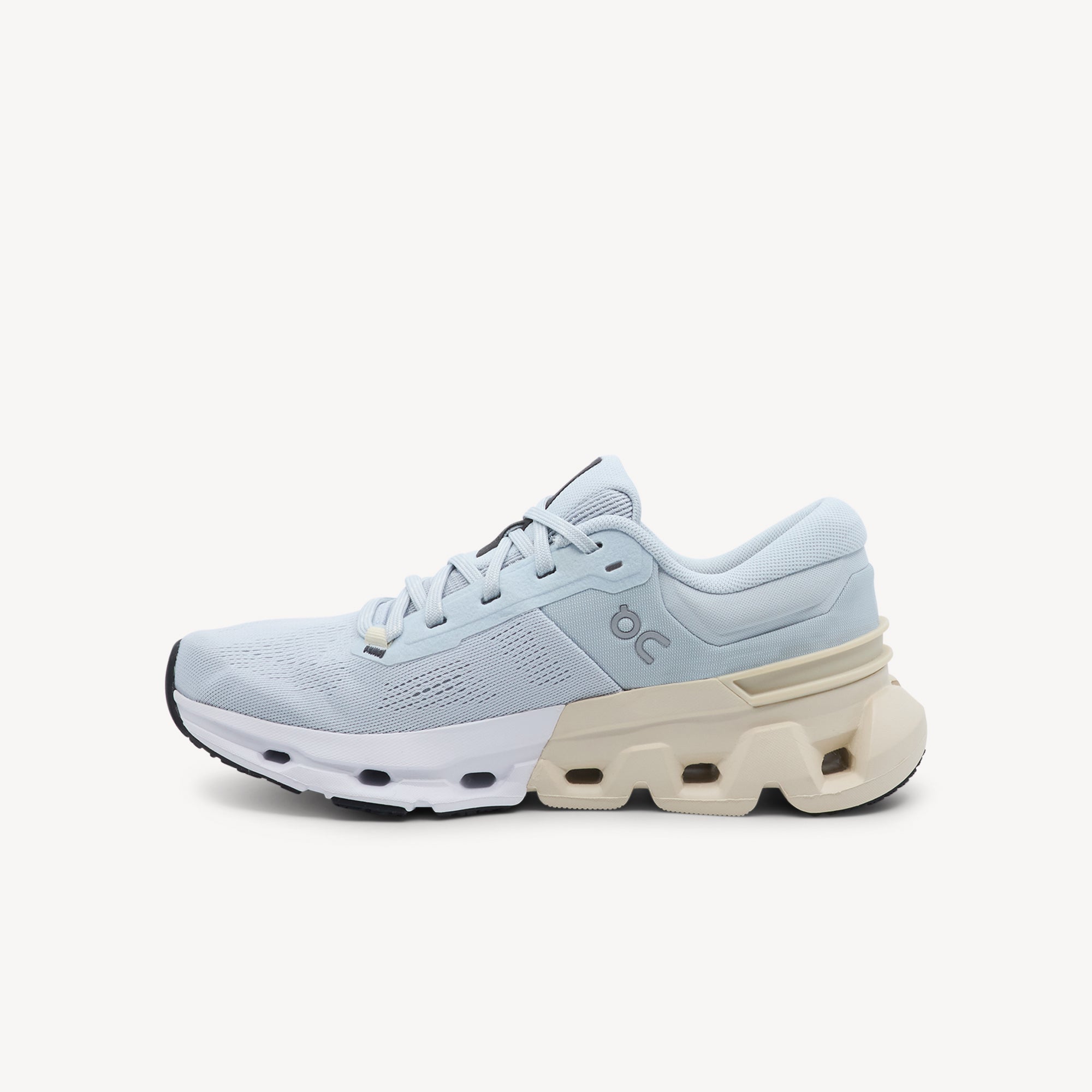 ON Cloudflyer 5 Arctic / Cream Womens