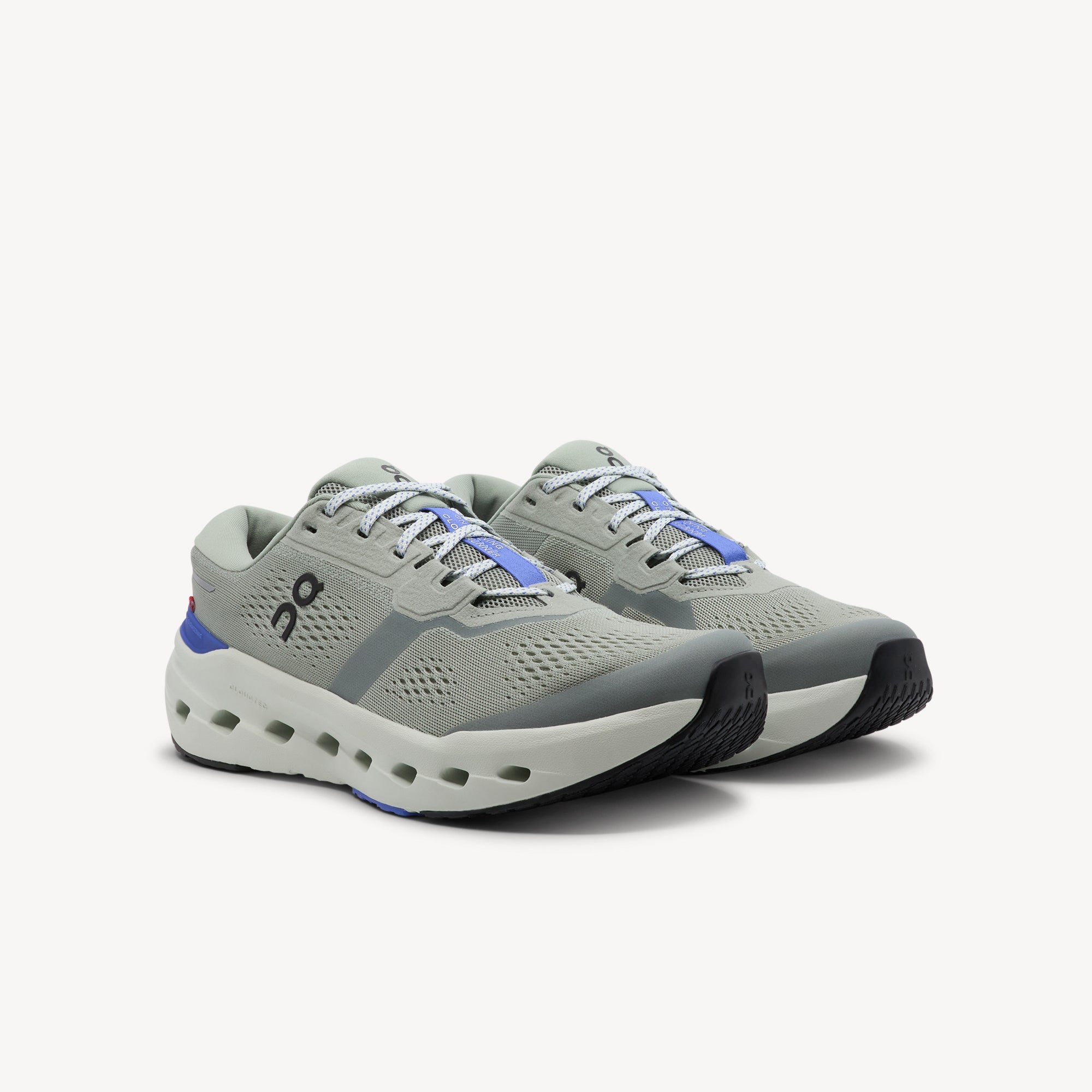 Side view of ON CLOUDRUNNER 3 features reliable stability support and comfortable cushioning at Profeet Footwear. Purpose-built running shoe. Expert-fitted.