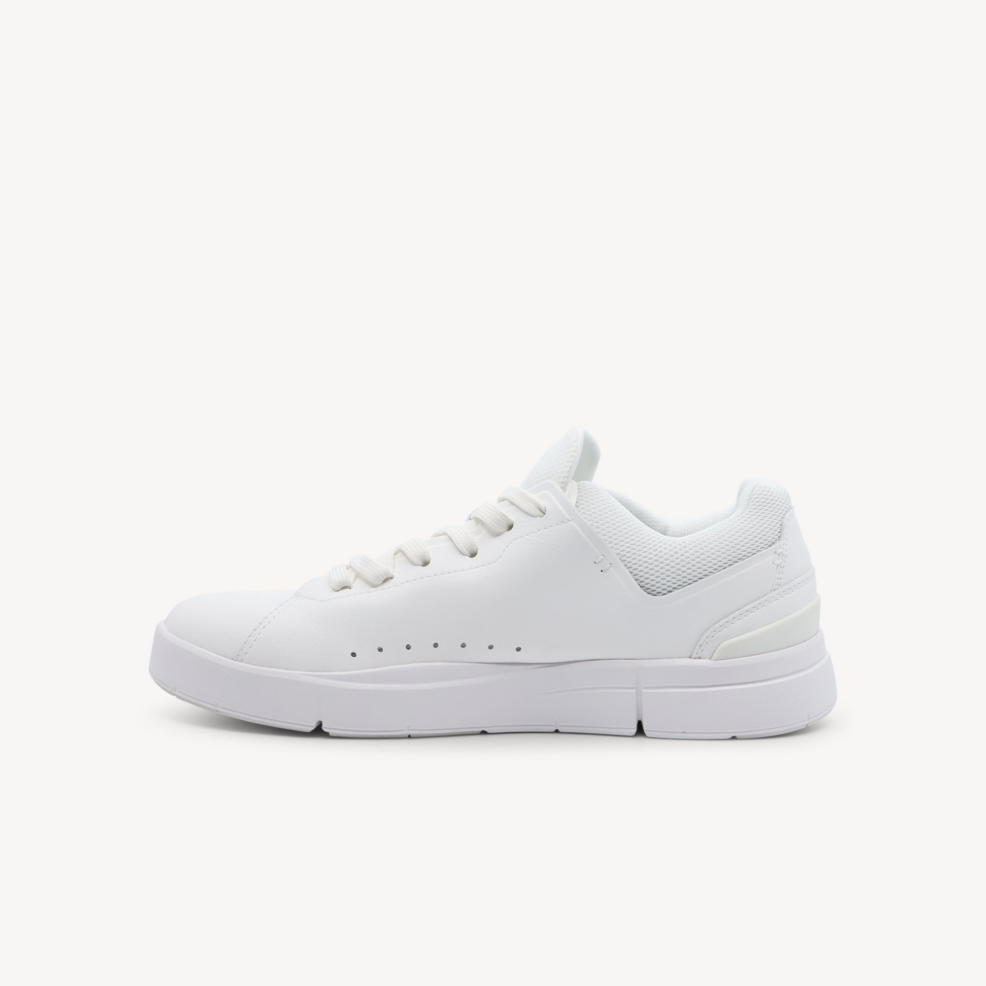 On The Roger Advantage White / White Mens