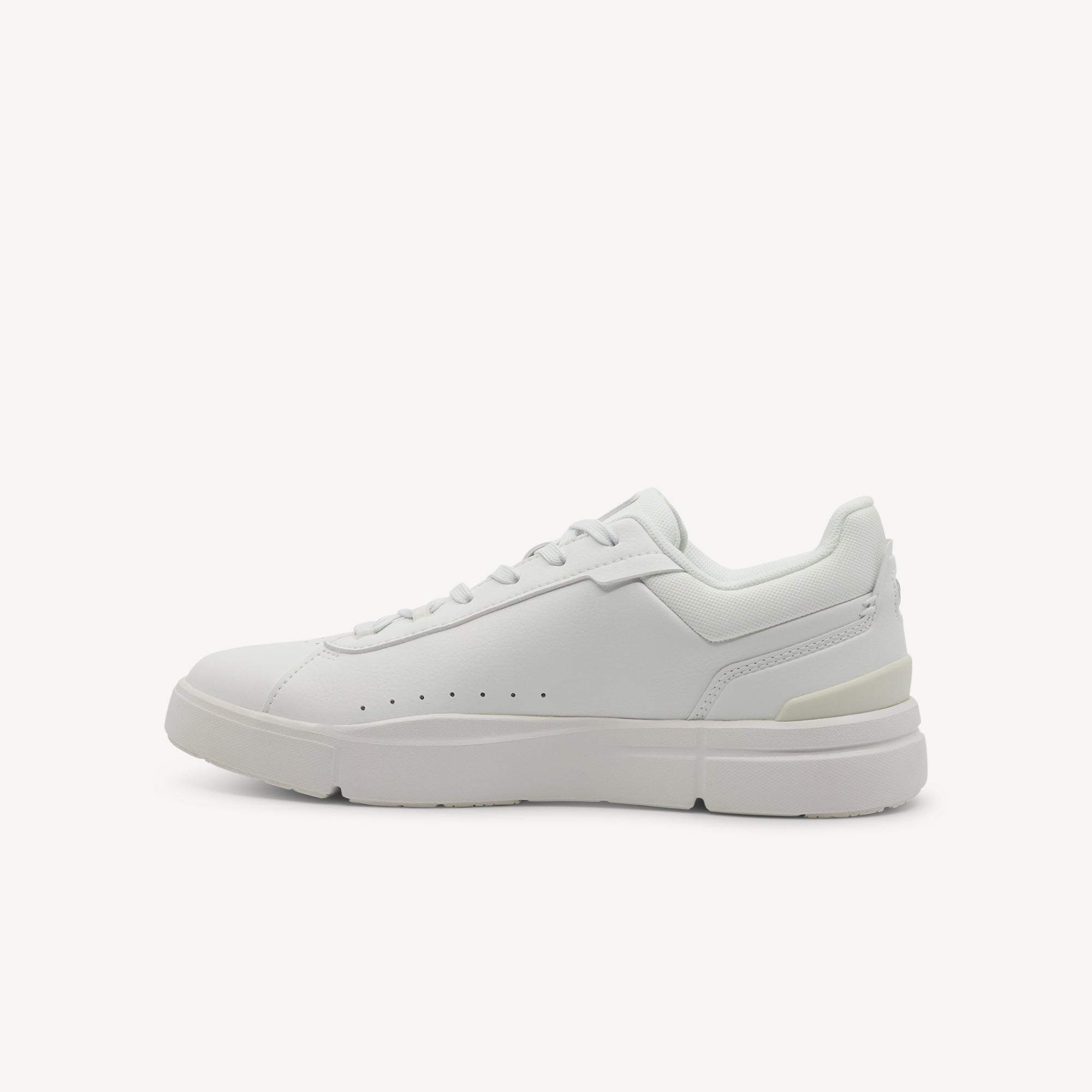 On The Roger Advantage White / White Womens