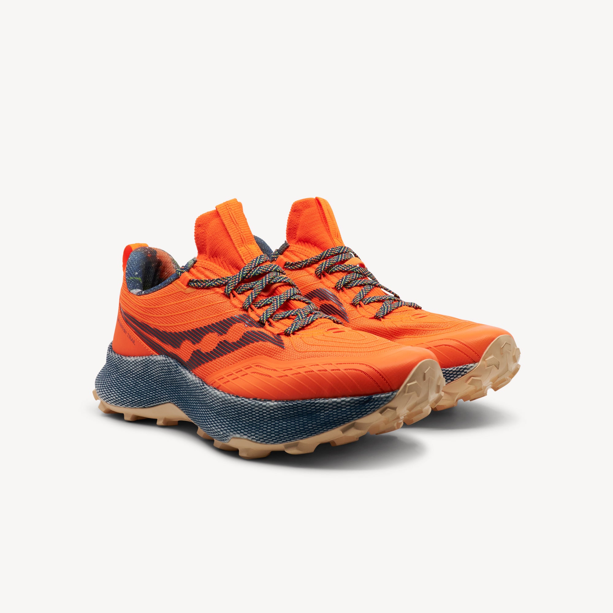 Saucony Endorphin Trail Campfire Mens