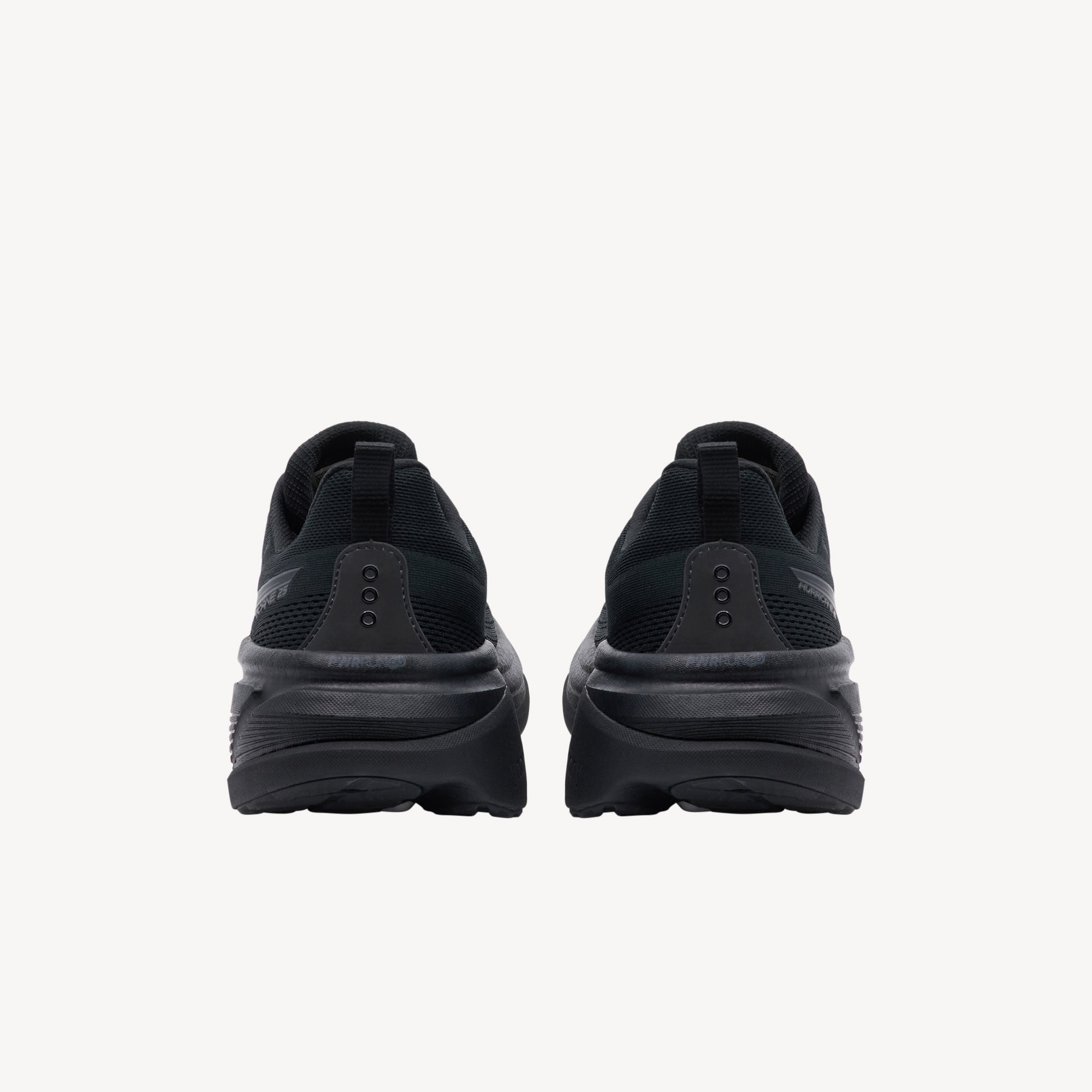 Saucony Hurricane 25 Triple Black Mens