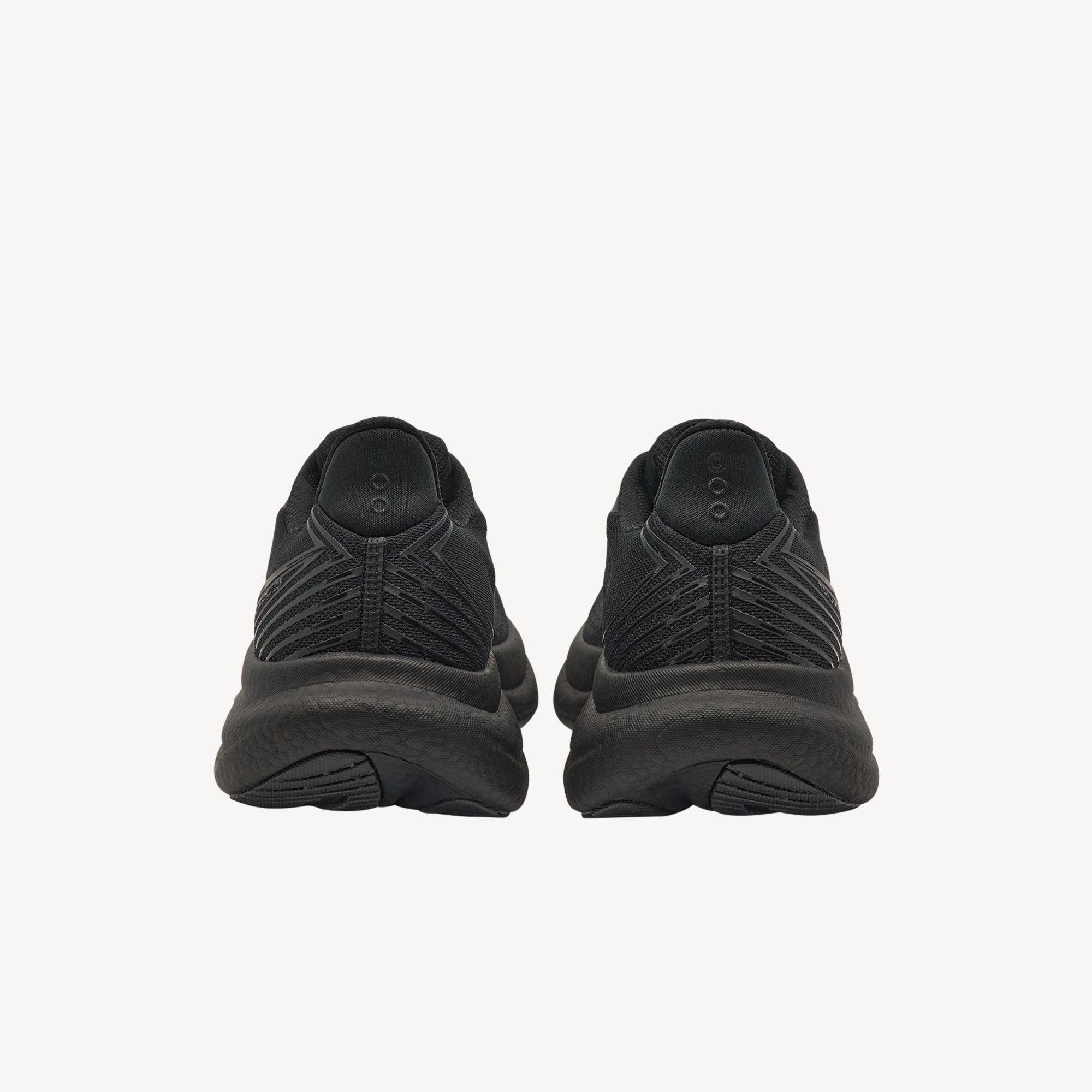 Saucony Triumph 23 Triple Black Mens