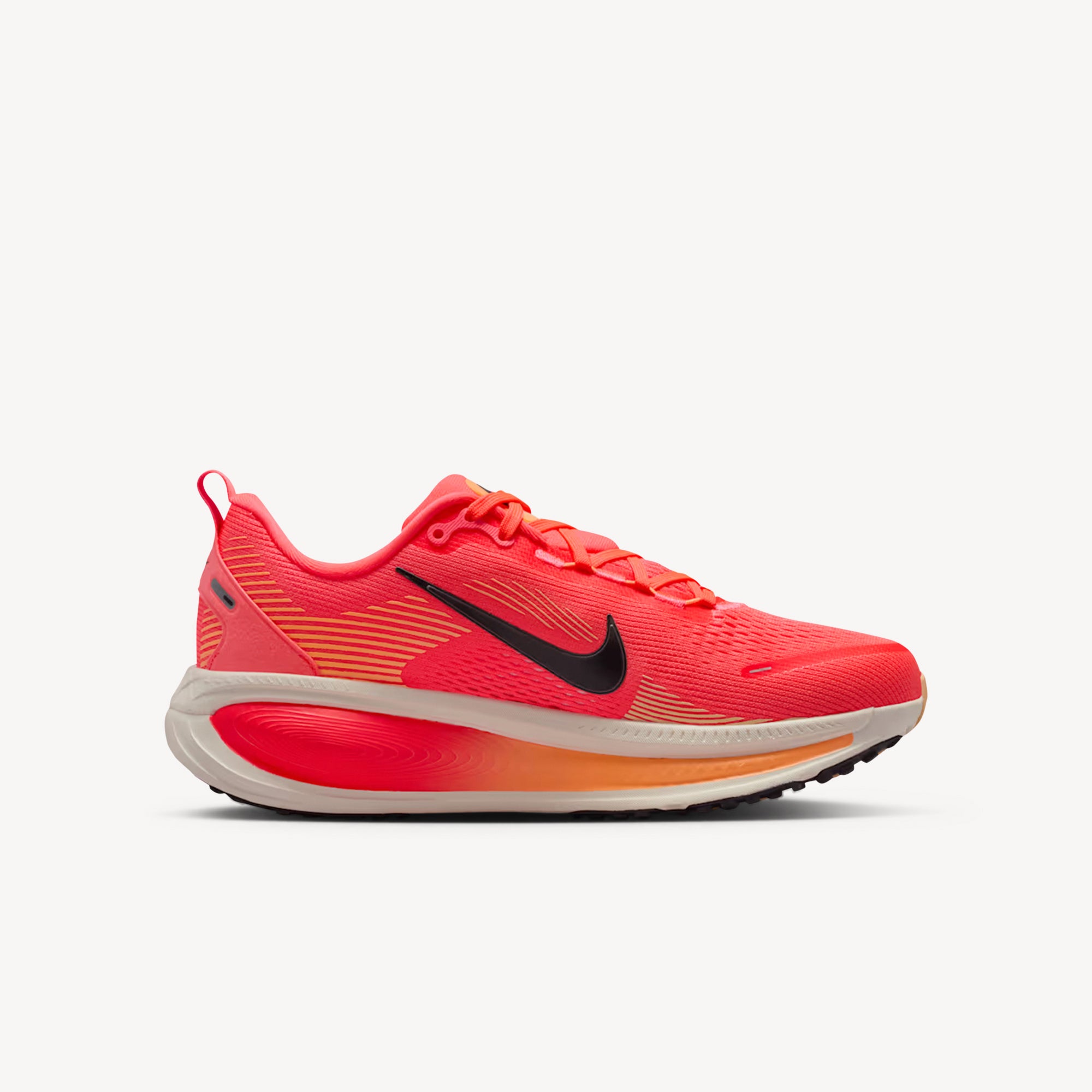 Nike Vomero 18 Hot Lava / Black / Chalk Womens