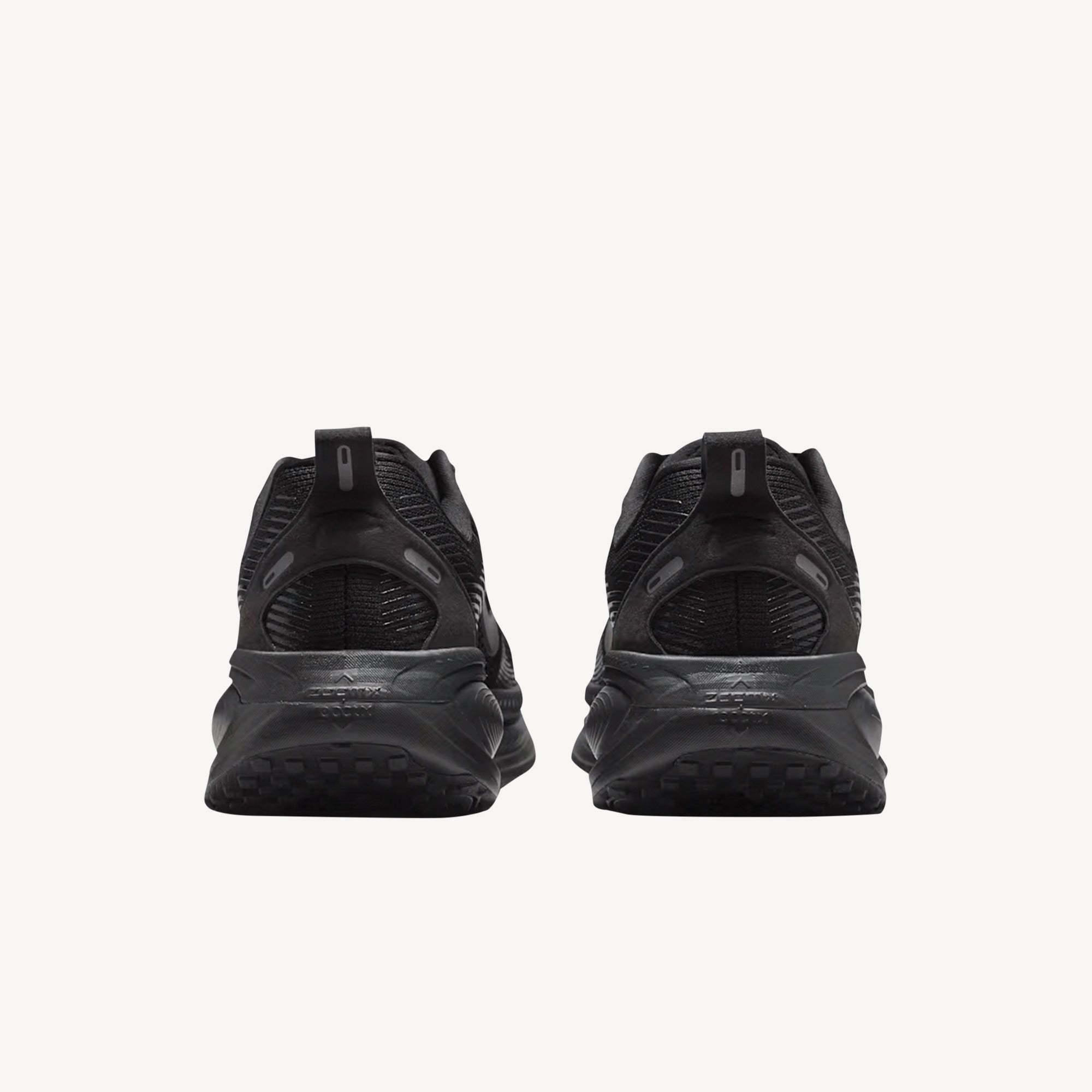 Nike Vomero 18 Black / Black / Smoke Grey Womens