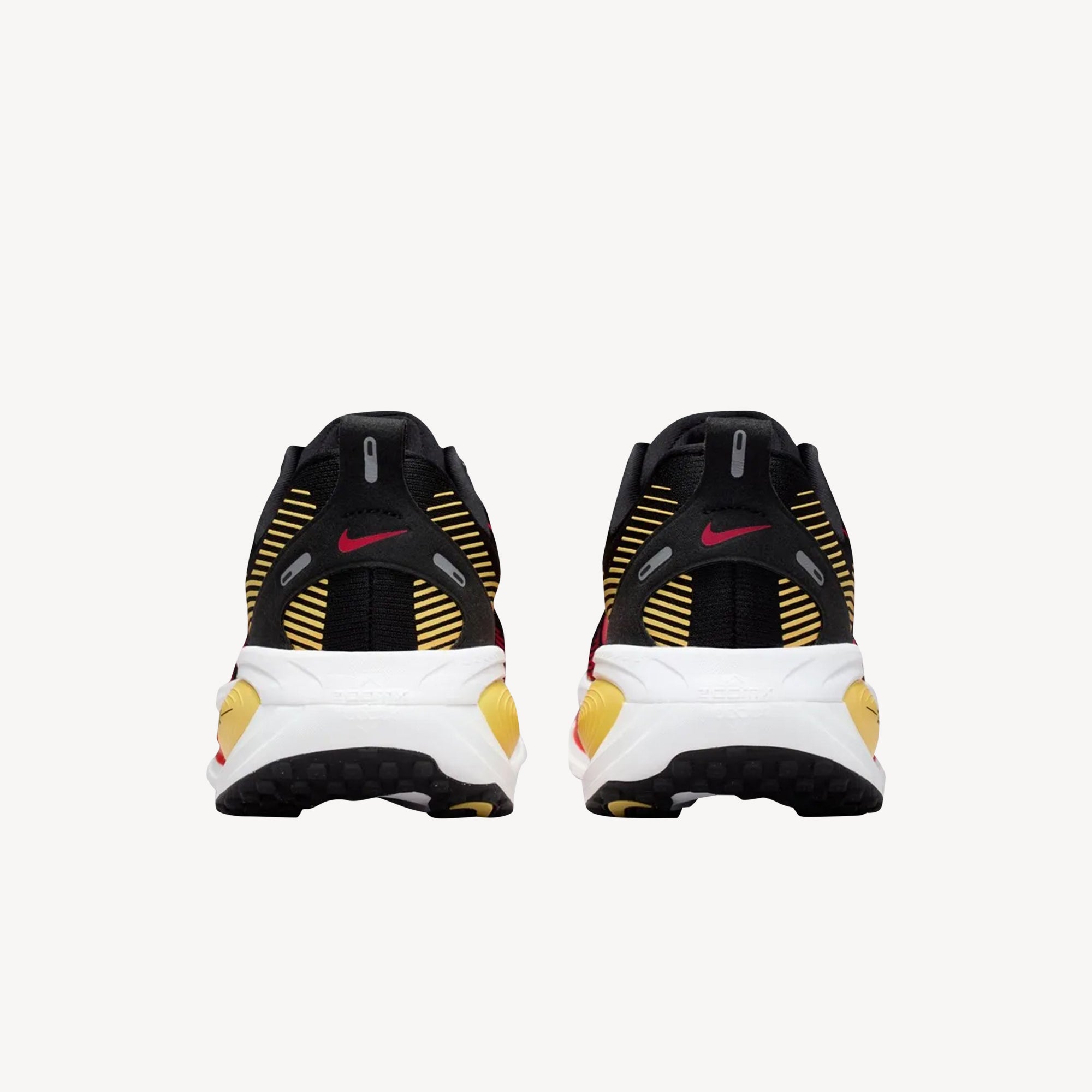 Nike Vomero 18 Black / Bright Crimson Mens