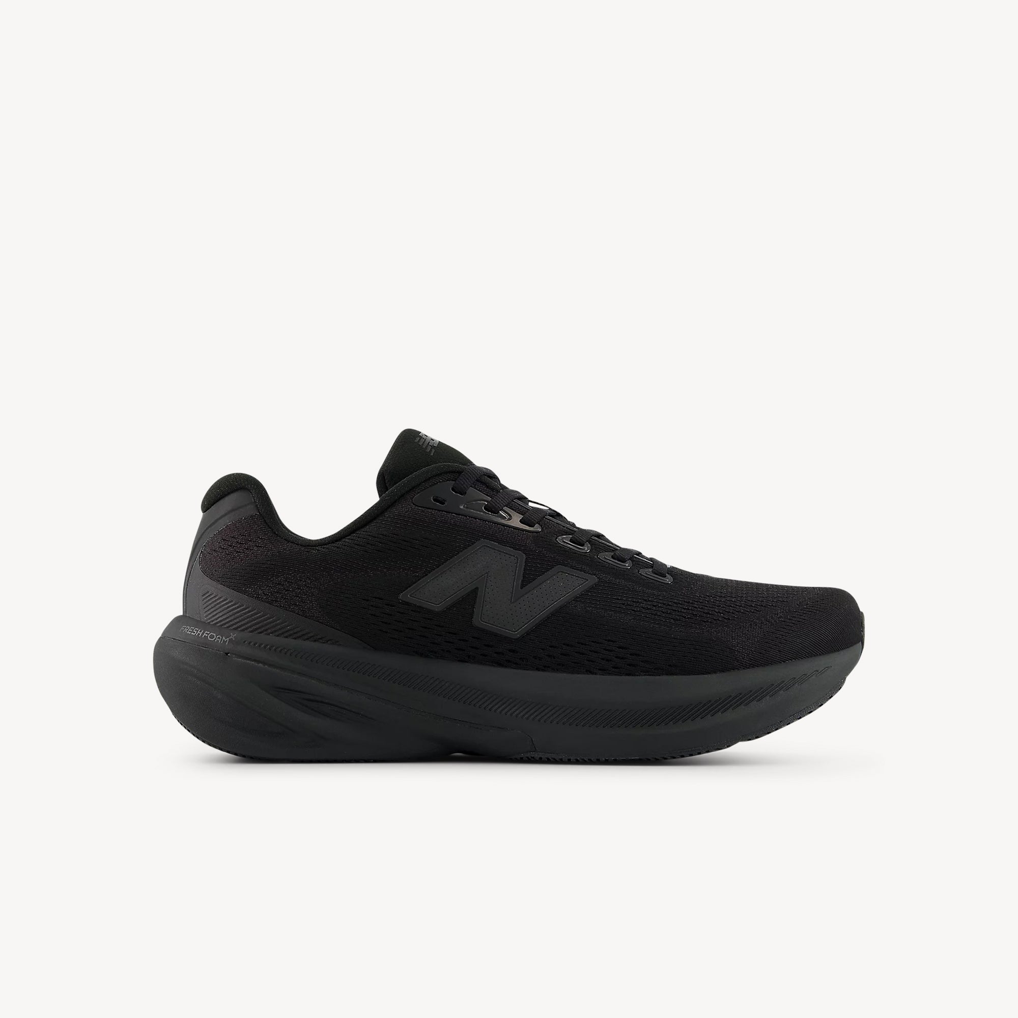New Balance 860v15 Black / Black Mens
