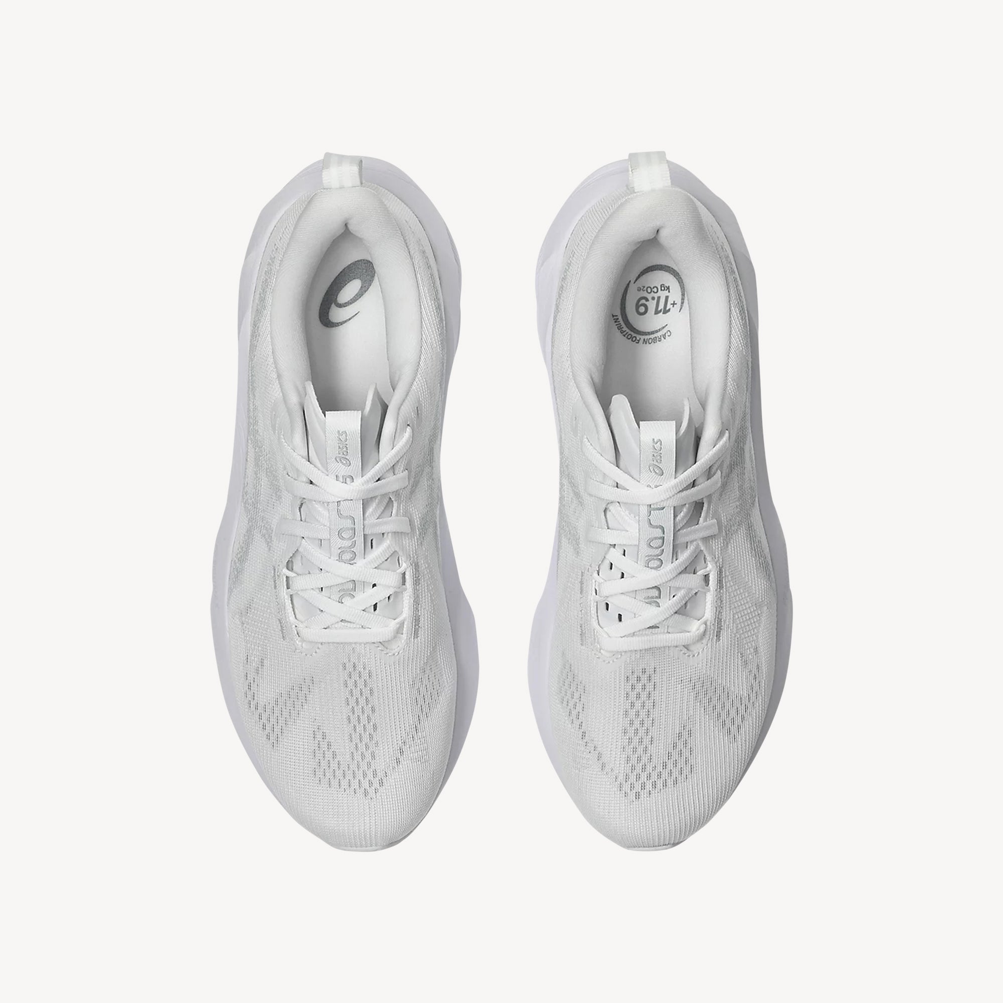 Asics Novablast 5 White / Piedmont Grey Mens