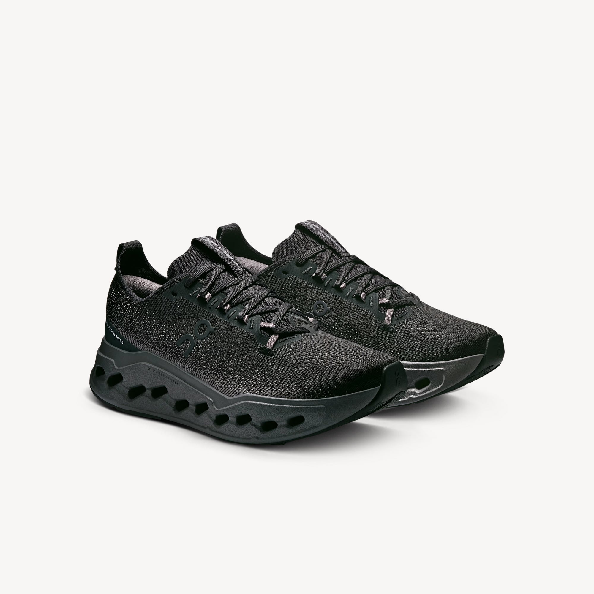 On Cloudsurfer Max Black / Eclipse Mens