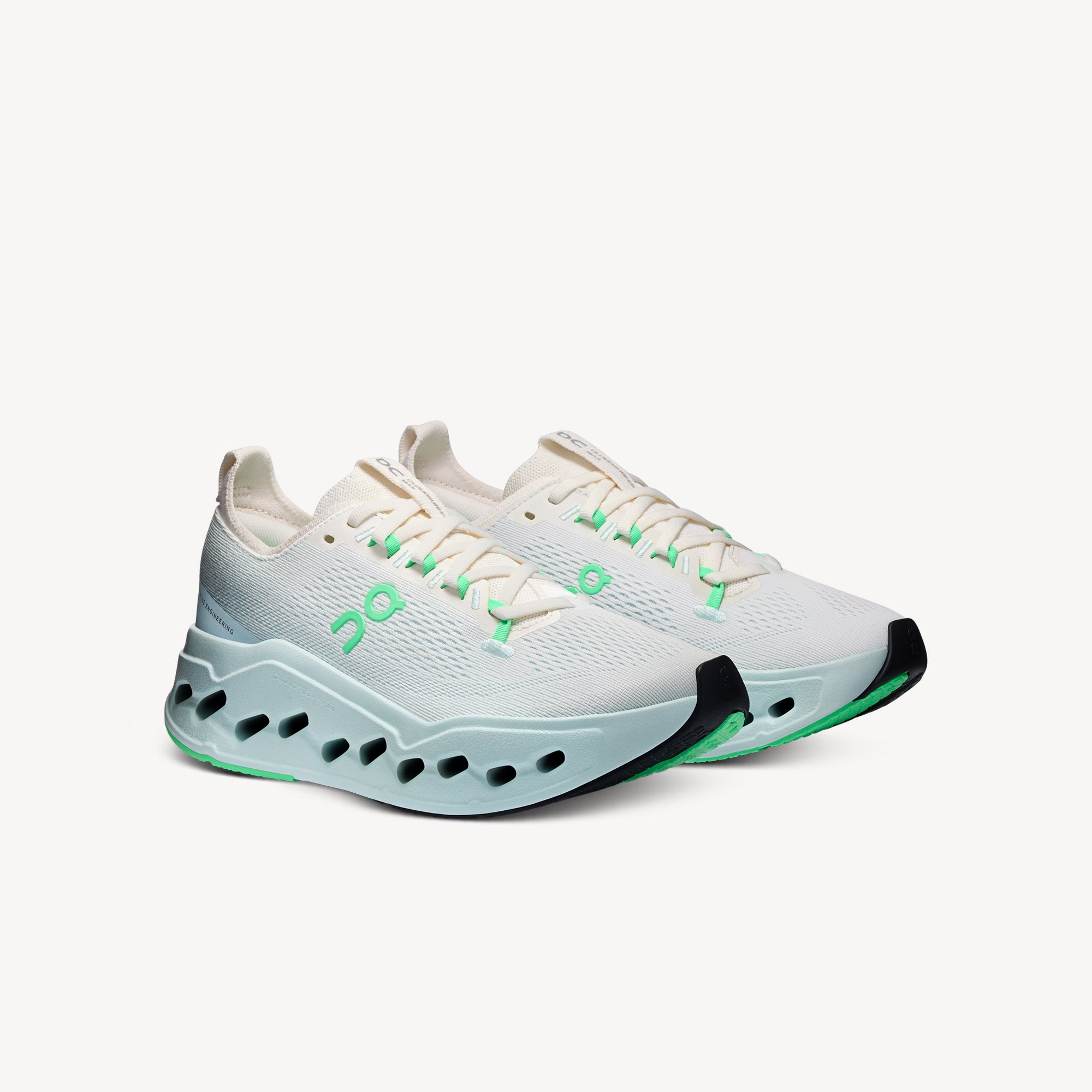 ON Cloudsurfer Max Ivory / Flurry Womens