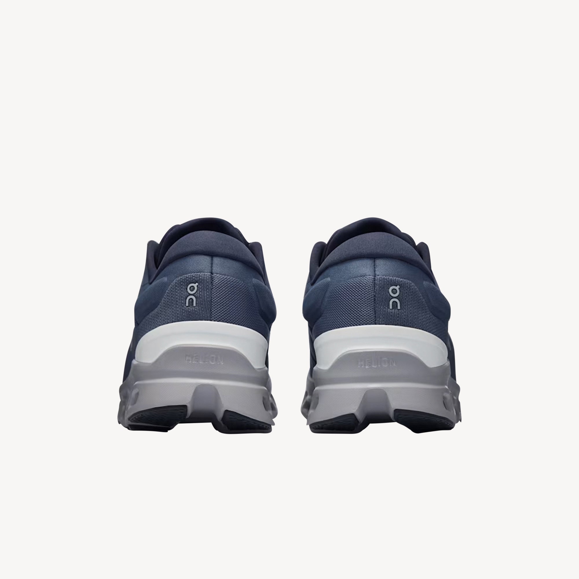 ON Cloudstratus 3 Metal / Glacier Mens