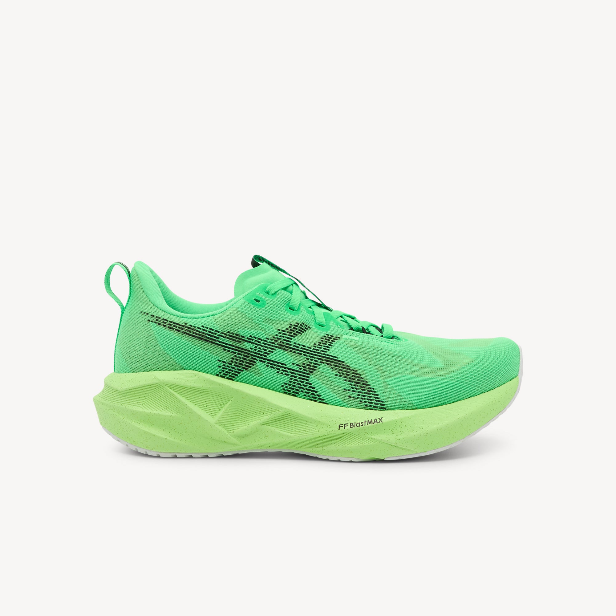 ASICS NOVABLAST 5 features energetic cushioning and responsive bounce at Profeet Footwear. Purpose-built running shoe for men. Expert-fitted.