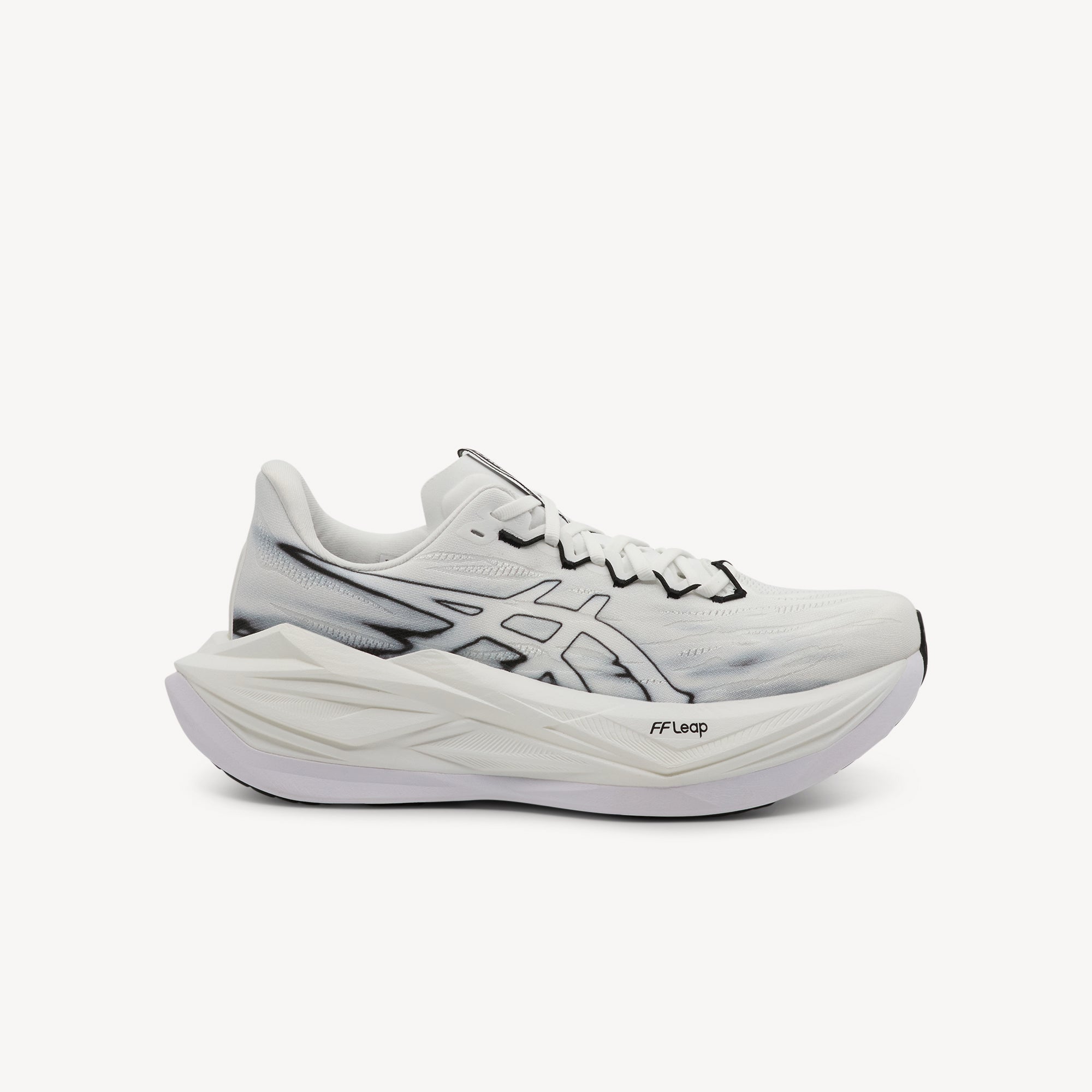 ASICS SUPERBLAST 3 features versatile energised performance at Profeet Footwear. Purpose-built training shoe. Expert-fitted.
