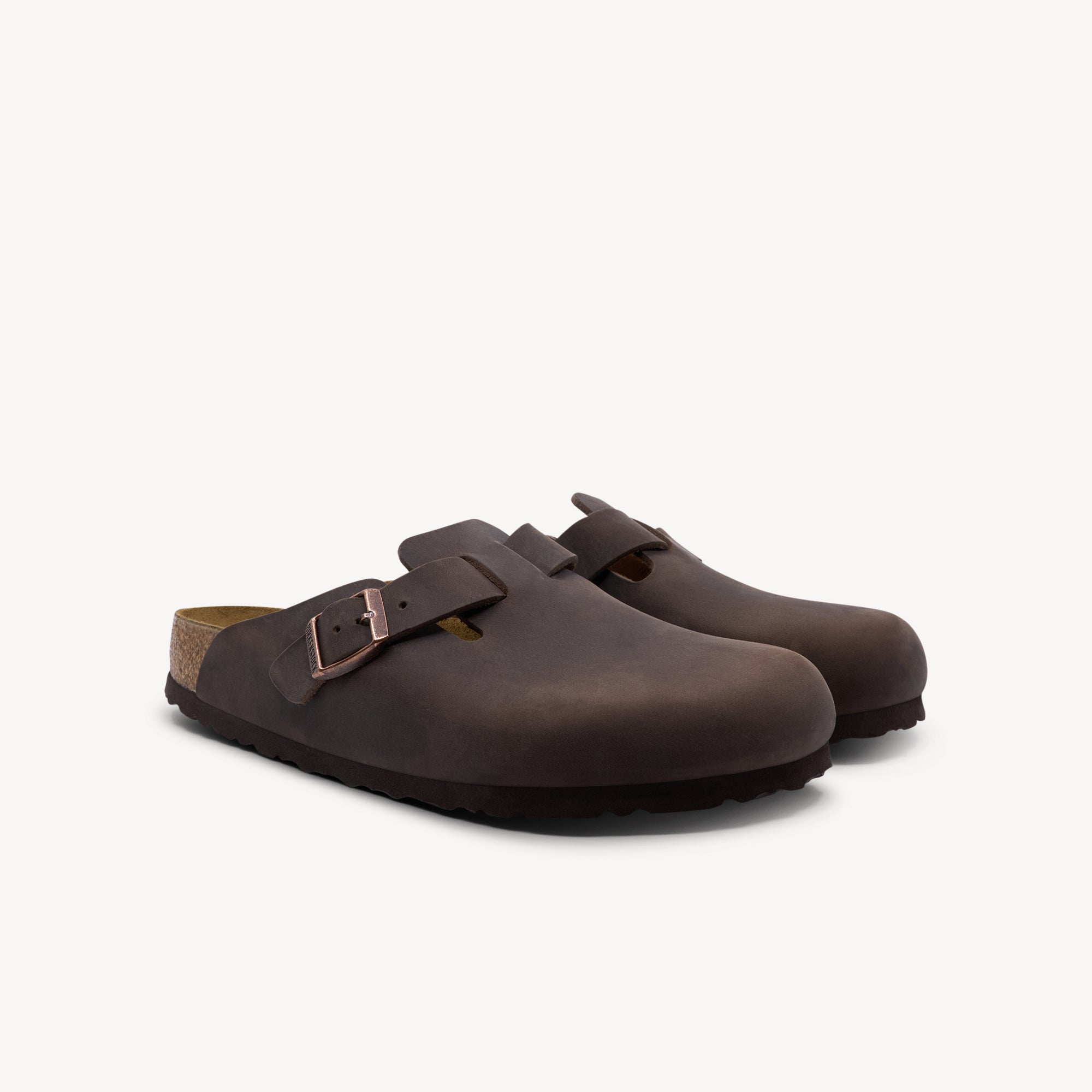 Side view of BIRKENSTOCK BOSTON BS features legendary seasonal versatility and comfort at Profeet Footwear. Practical classic clog. Expert-fitted.