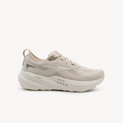 Brooks Glycerin 22 features supreme softness at Profeet Footwear. Dual-cell cushioning technology for plush landings and powerful toe-offs.