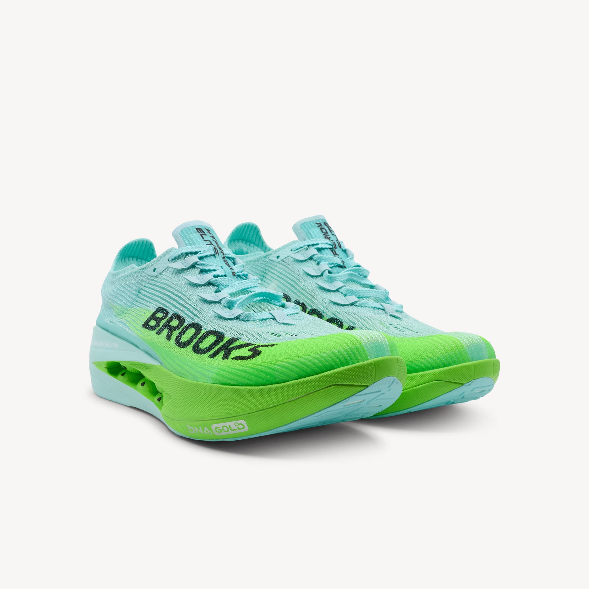 Side view of BROOKS HYPERION ELITE 5 features explosive speed and maximum energy return at Profeet Footwear. Purpose-built racing shoe. Expert-fitted.
