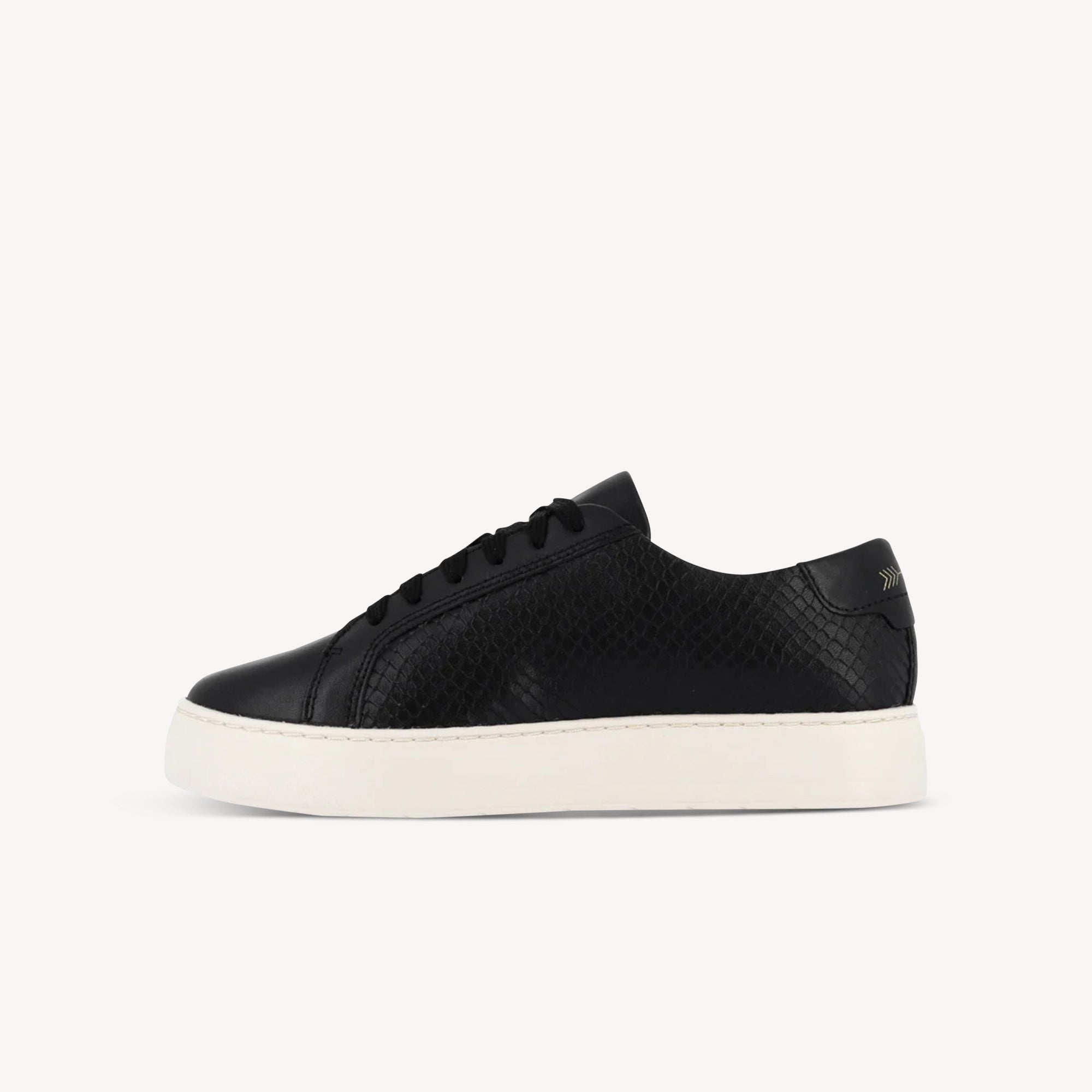 Frankie4 Billie II Black Emboss