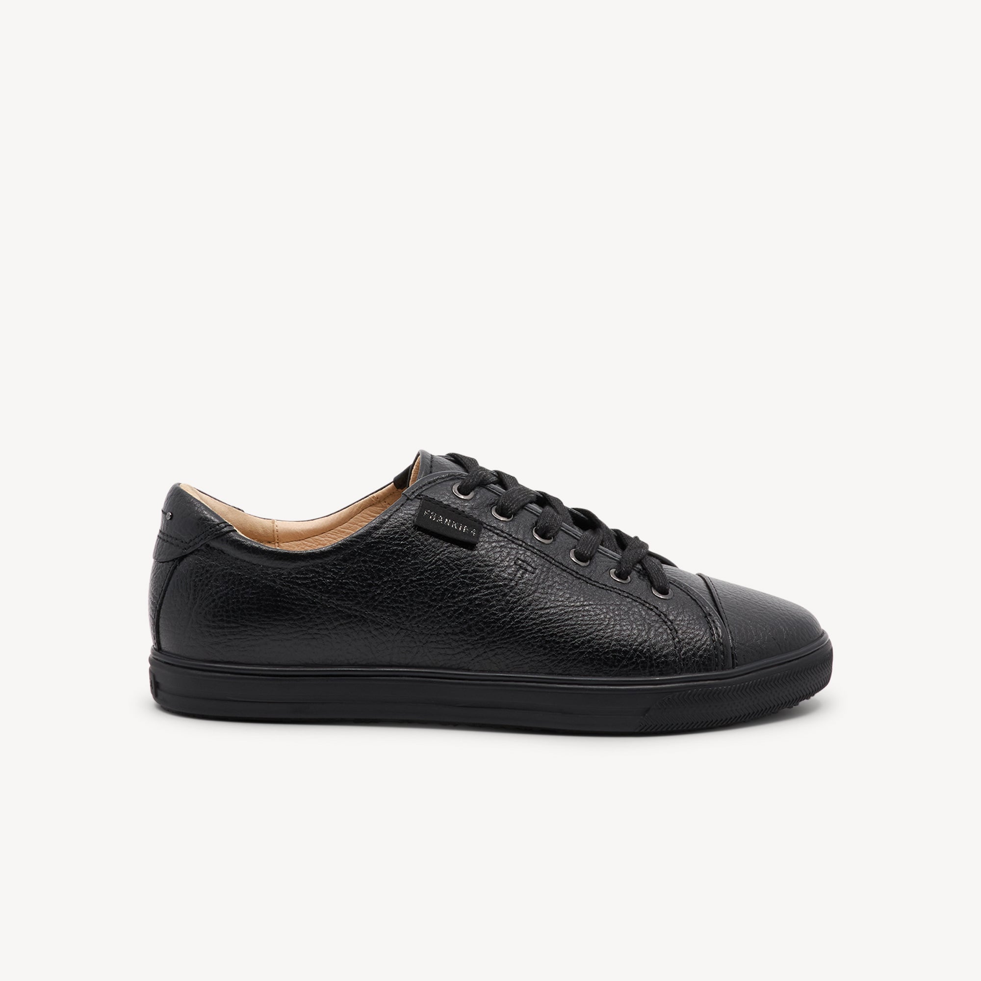 Frankie Nat III Black / Black