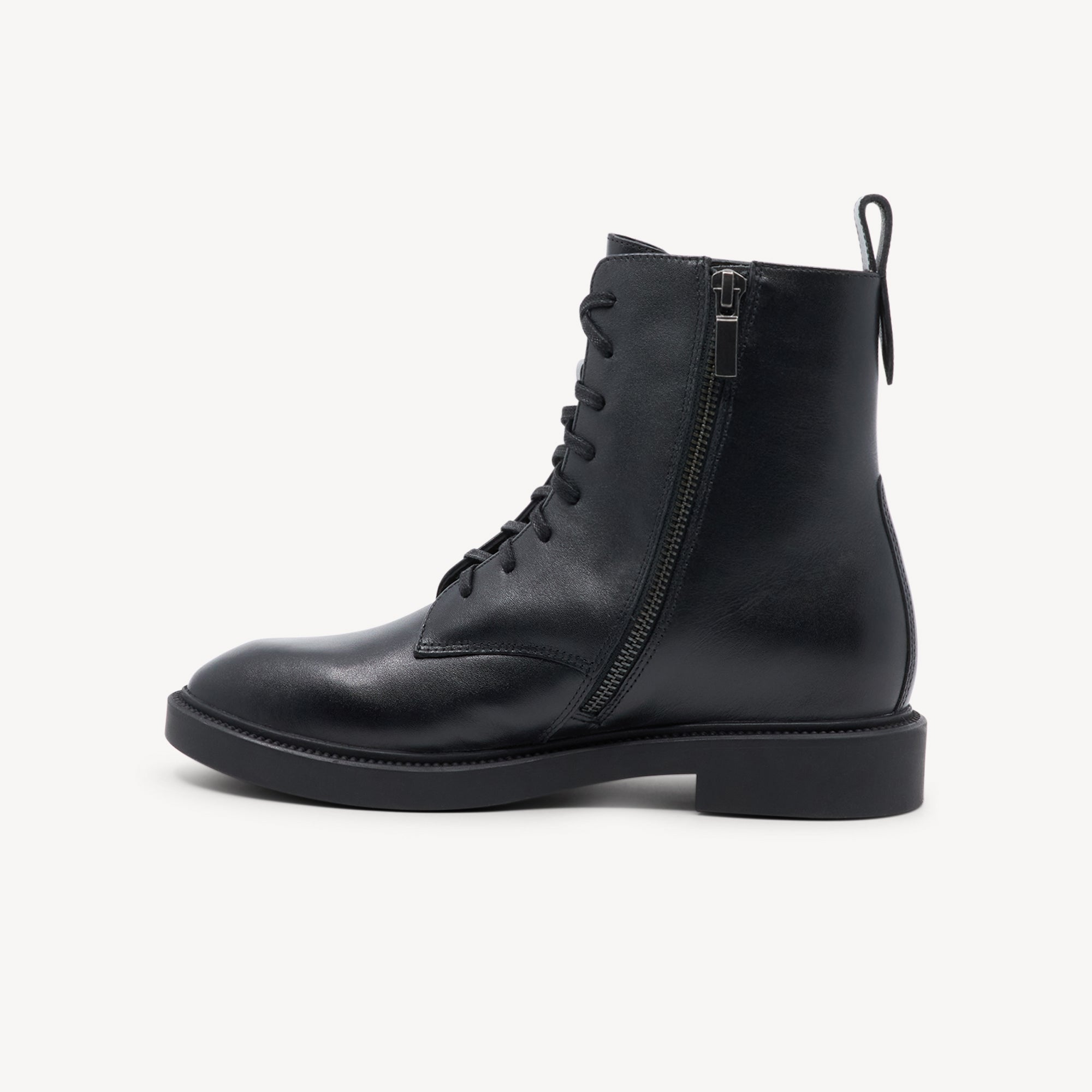 Frankie4 Scout Black