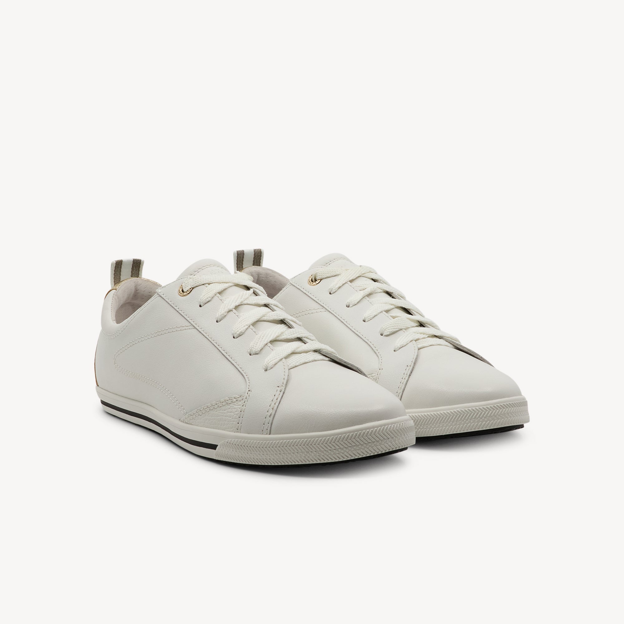 Frankie4 Asher White / Gold Womens