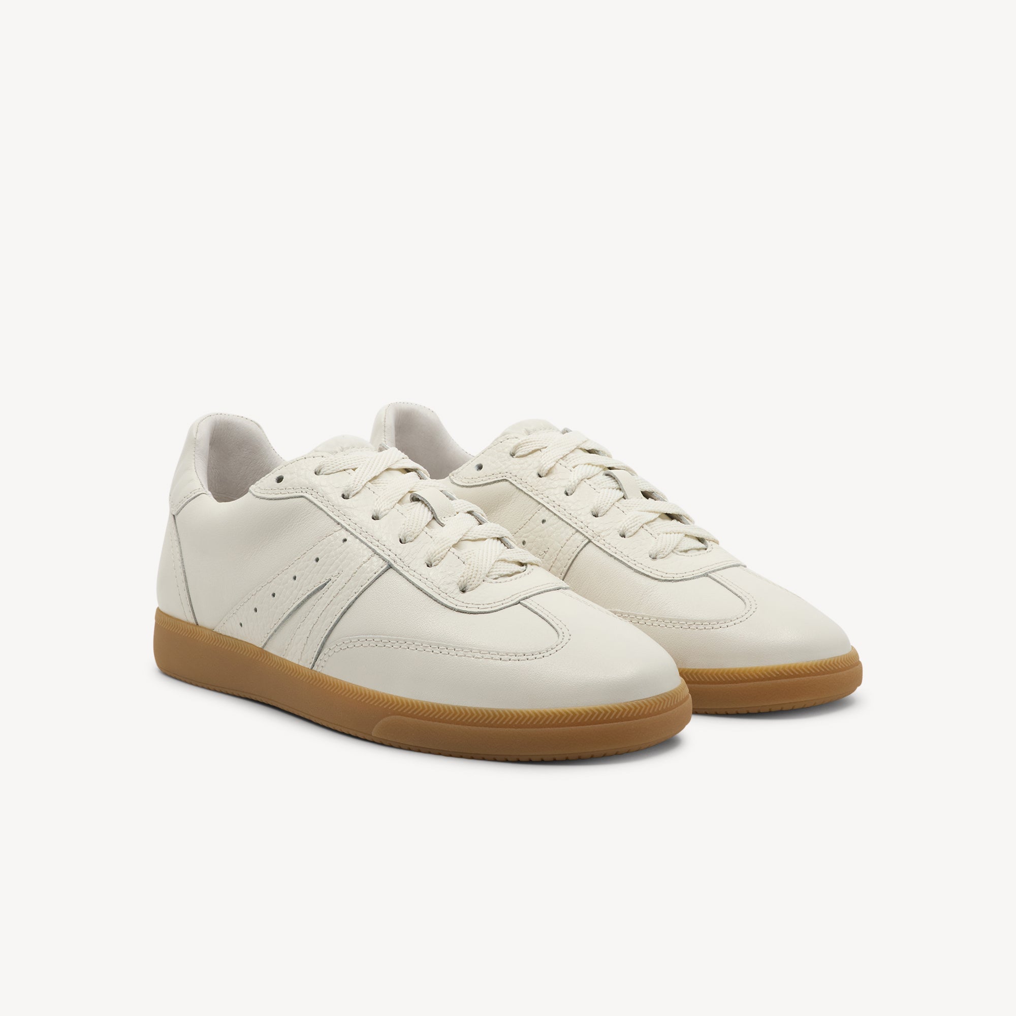 Side view of FRANKIE4 LEVI features podiatrist-designed support and iconic style at Profeet Footwear. Purpose-built comfort sneaker. Expert-fitted.