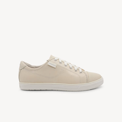 Frankie4 NAT III Chalk Emboss features adjustable Sole Saver Pack® at Profeet Footwear. Cult-favourite sneaker with all-day comfort and style. Shop now.