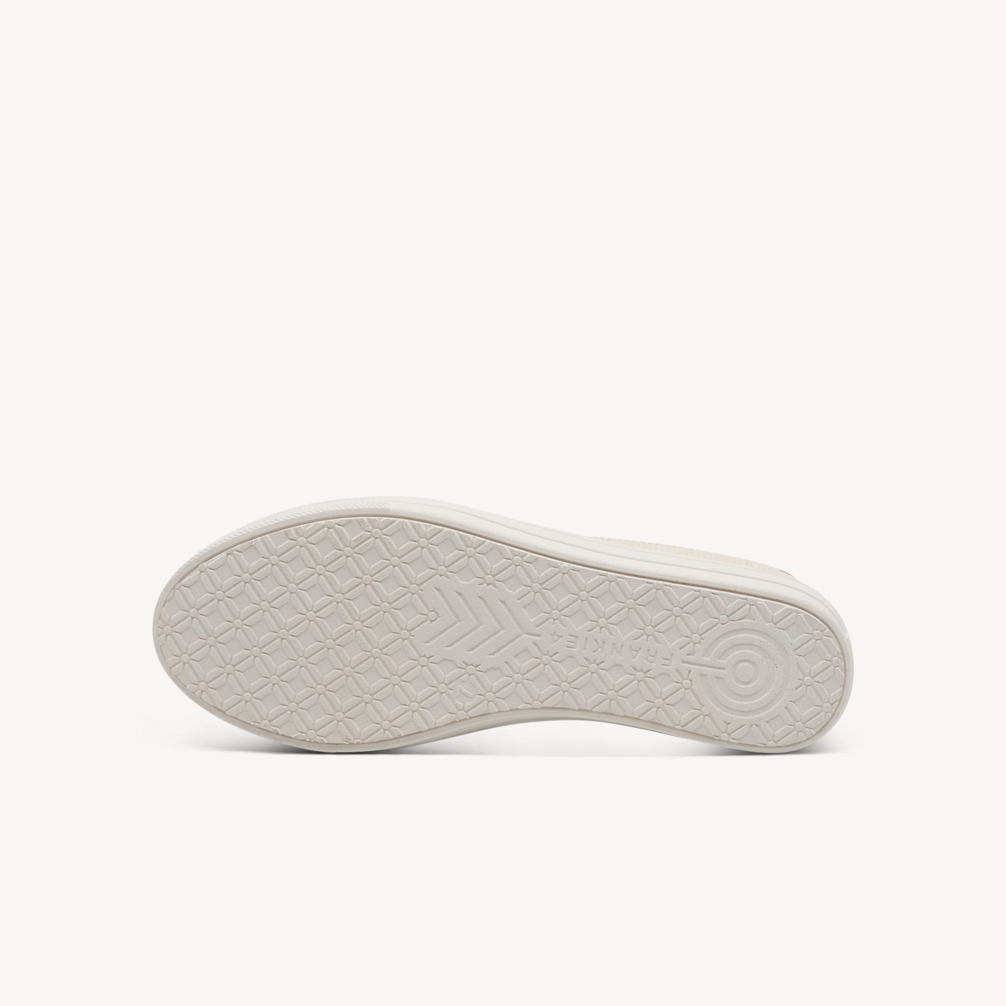 Frankie4 Nat III Chalk Emboss