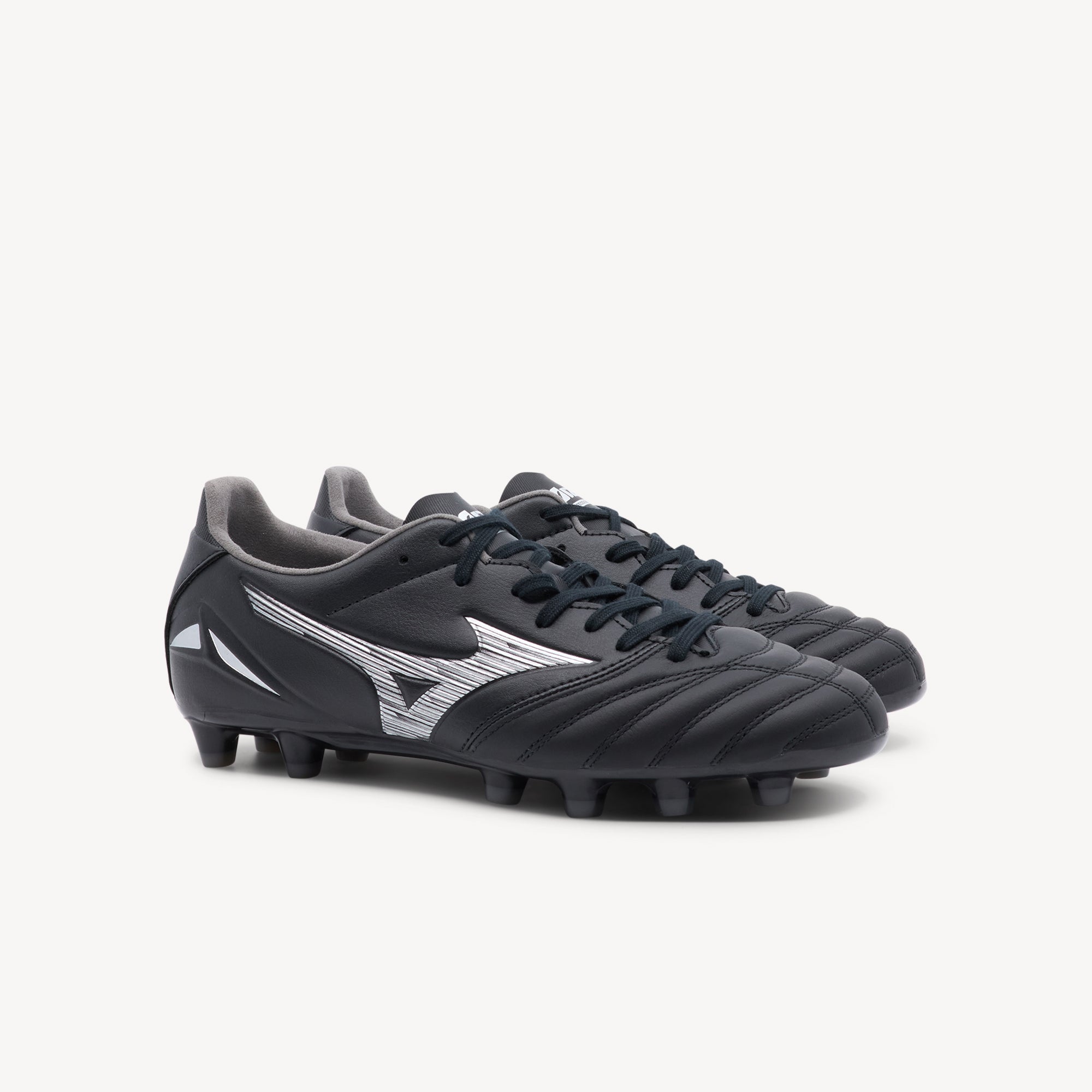 Mizuno Morelia Neo IV Pro FG Black / Galaxy Silver Mens